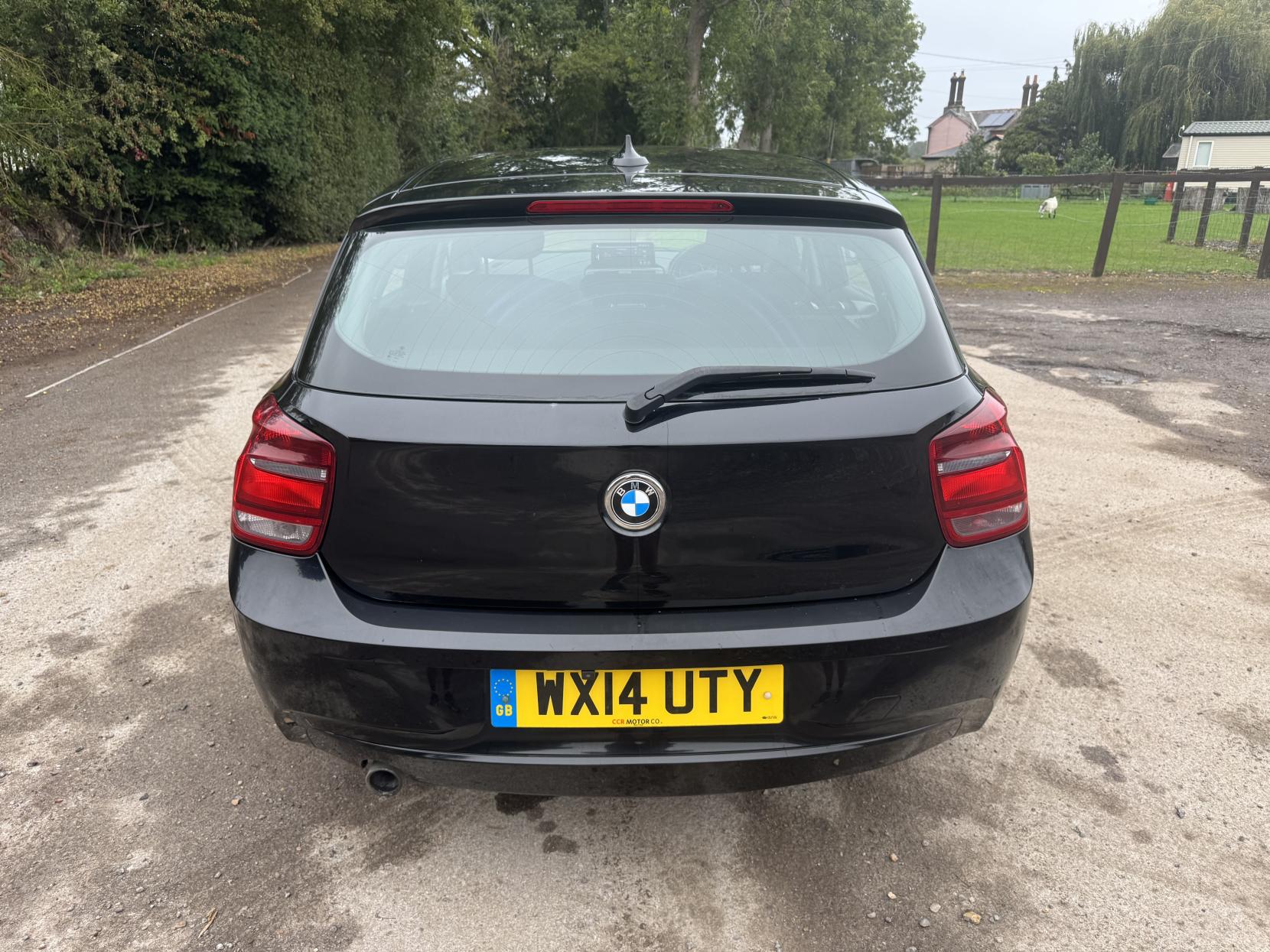 BMW 1 Series 1.6 116d ED EfficientDynamics Hatchback 5dr Diesel Manual Euro 5 (s/s) (116 ps)