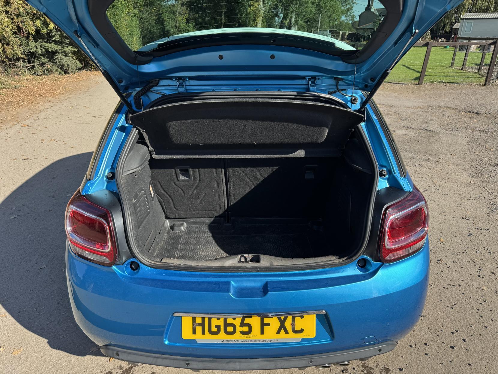 DS AUTOMOBILES DS 3 1.6 BlueHDi DSport Hatchback 3dr Diesel Manual Euro 6 (s/s) (120 ps)