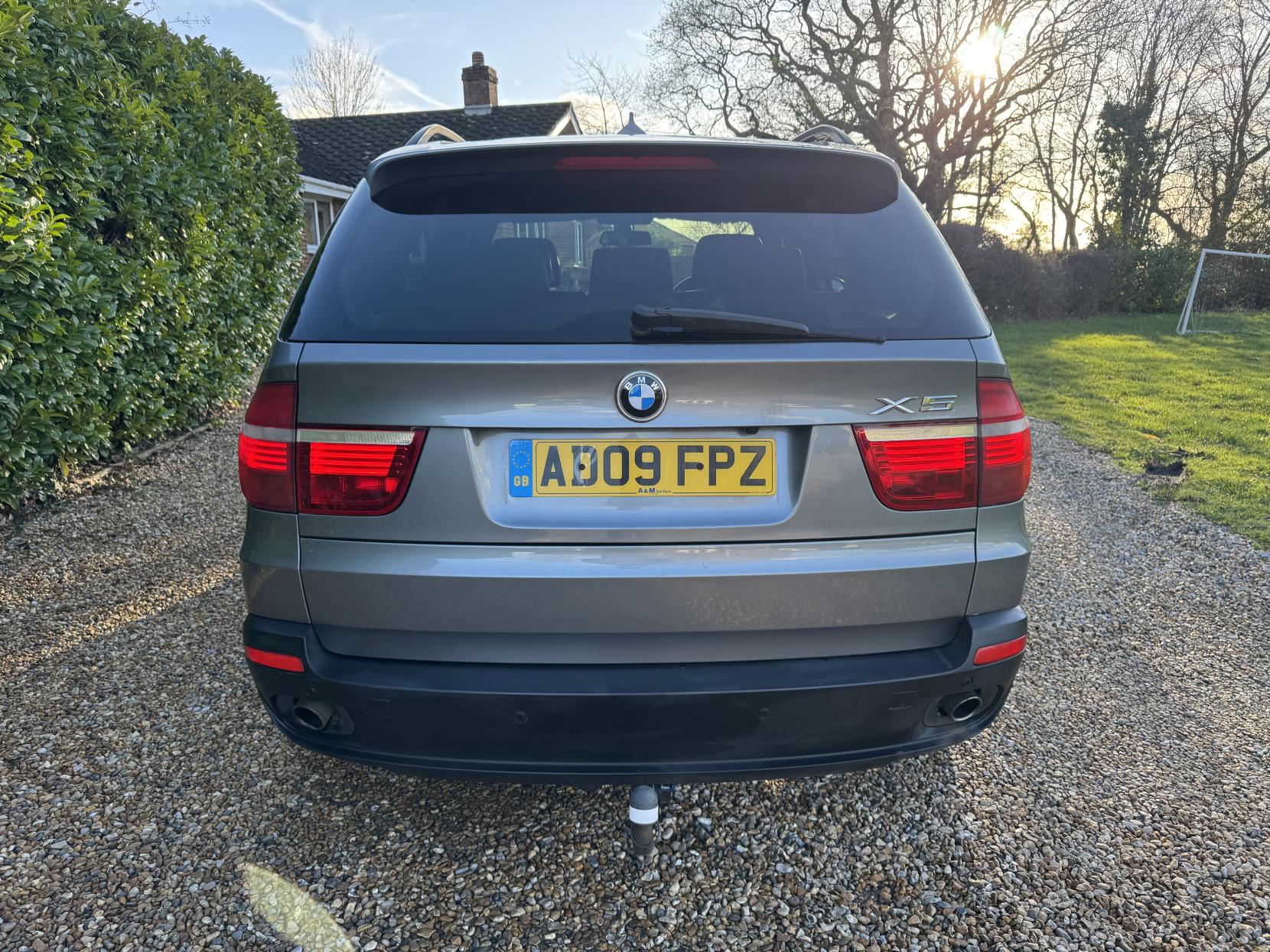 BMW X5 3.0 sd SE SUV 5dr Diesel Auto 4WD Euro 4 (286 ps)