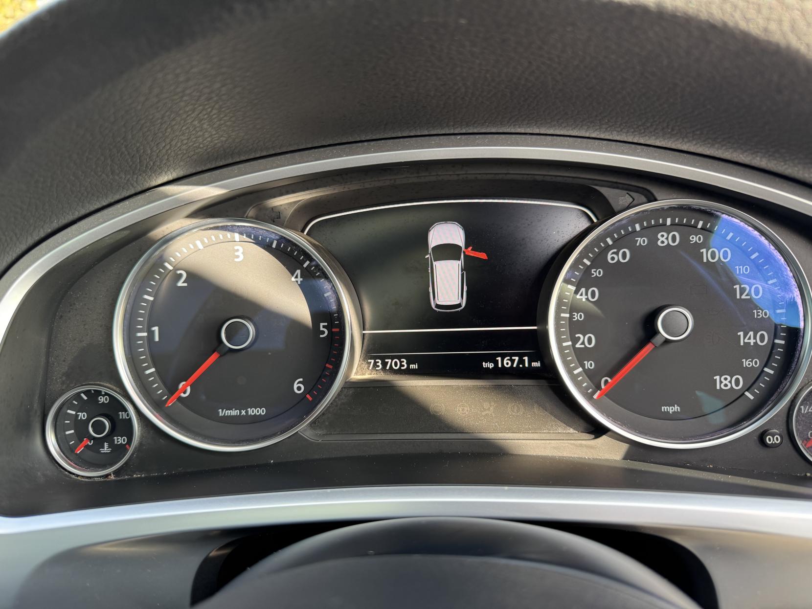 Volkswagen Touareg 3.0 TDI V6 BlueMotion Tech R-Line SUV 5dr Diesel Tiptronic 4WD Euro 5 (s/s) (245 ps)