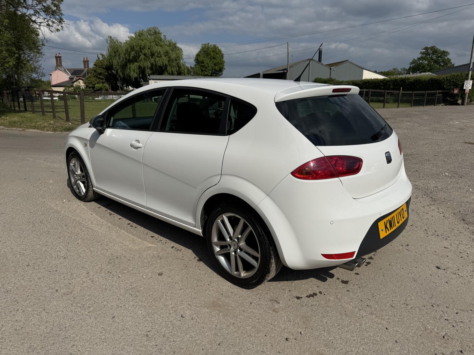 SEAT Leon 2.0 TDI CR FR Hatchback 5dr Diesel Manual Euro 5 (170 ps)