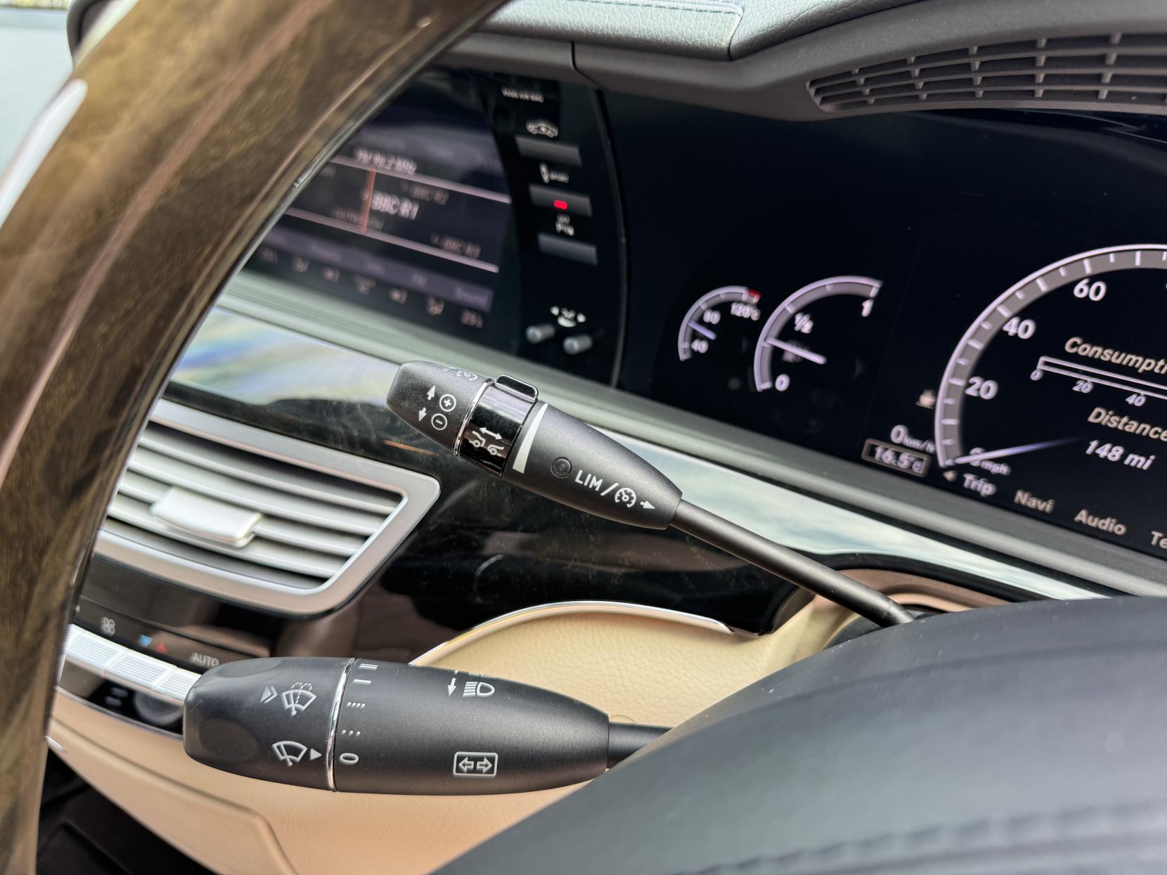 Mercedes-Benz S Class 3.0 S350 CDI V6 BlueEfficiency Saloon 4dr Diesel G-Tronic Euro 4 (235 ps)