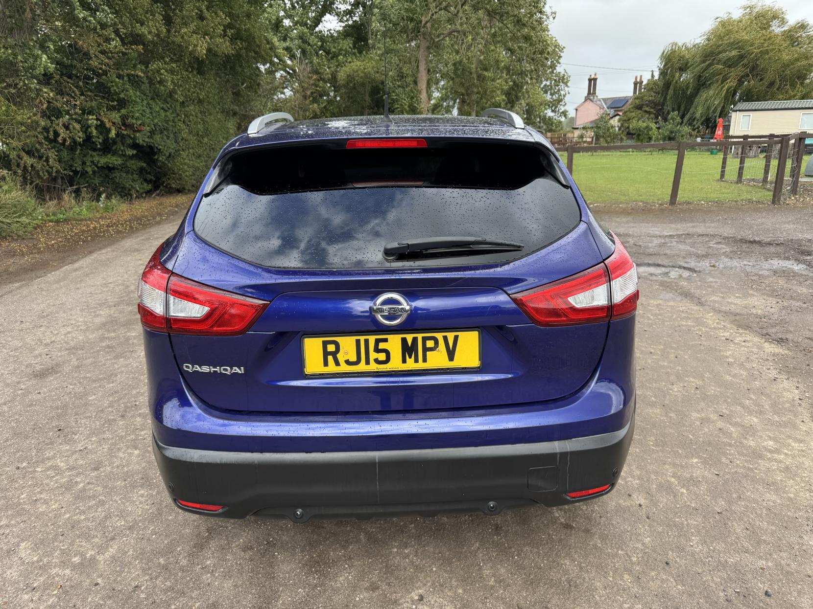 Nissan Qashqai 1.2 DIG-T n-tec+ SUV 5dr Petrol Manual 2WD Euro 6 (s/s) (115 ps)