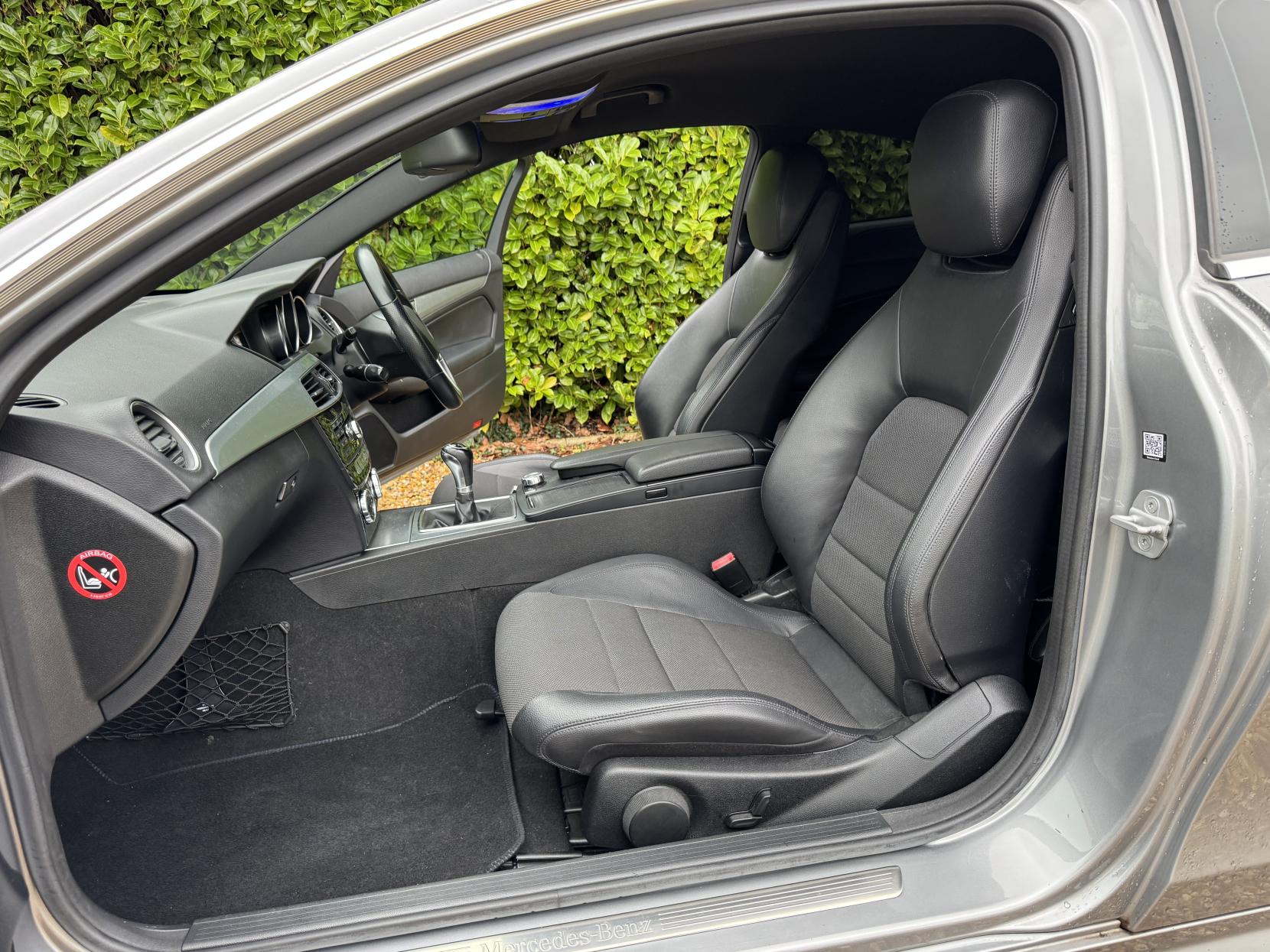 Mercedes-Benz C Class 2.1 C220 CDI BlueEfficiency AMG Sport Edition 125 Coupe 2dr Diesel Manual Euro 5 (s/s) (170 ps)