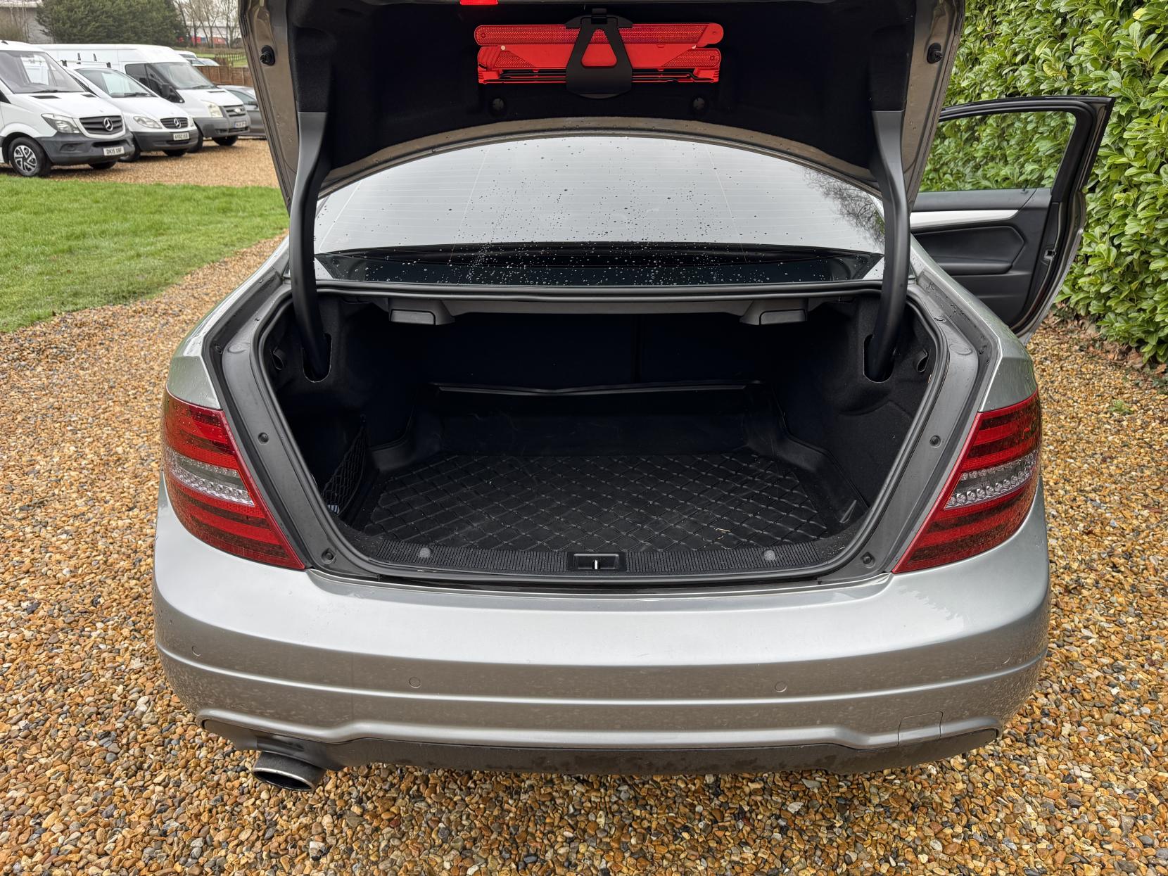 Mercedes-Benz C Class 2.1 C220 CDI BlueEfficiency AMG Sport Edition 125 Coupe 2dr Diesel Manual Euro 5 (s/s) (170 ps)