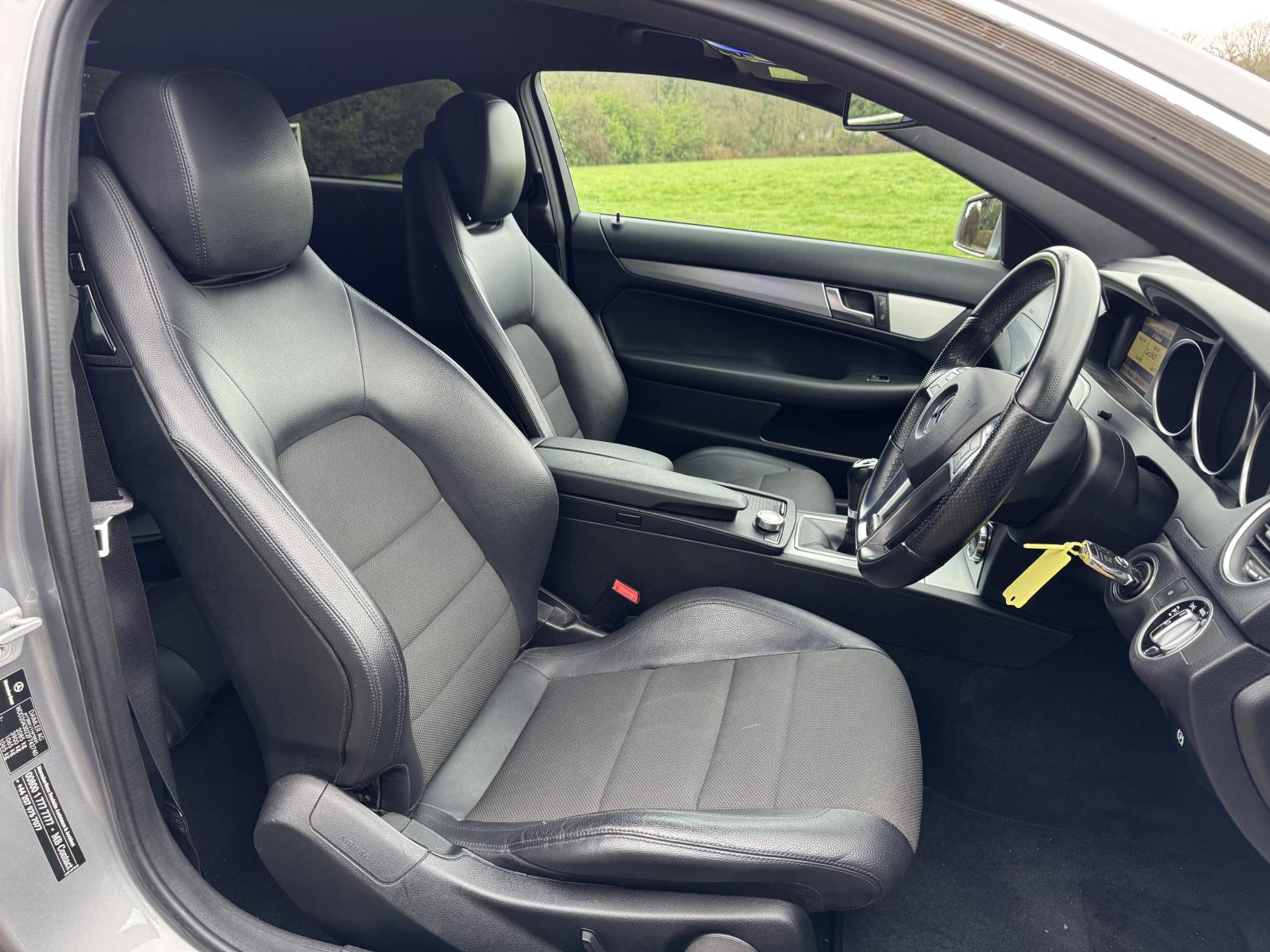 Mercedes-Benz C Class 2.1 C220 CDI BlueEfficiency AMG Sport Edition 125 Coupe 2dr Diesel Manual Euro 5 (s/s) (170 ps)