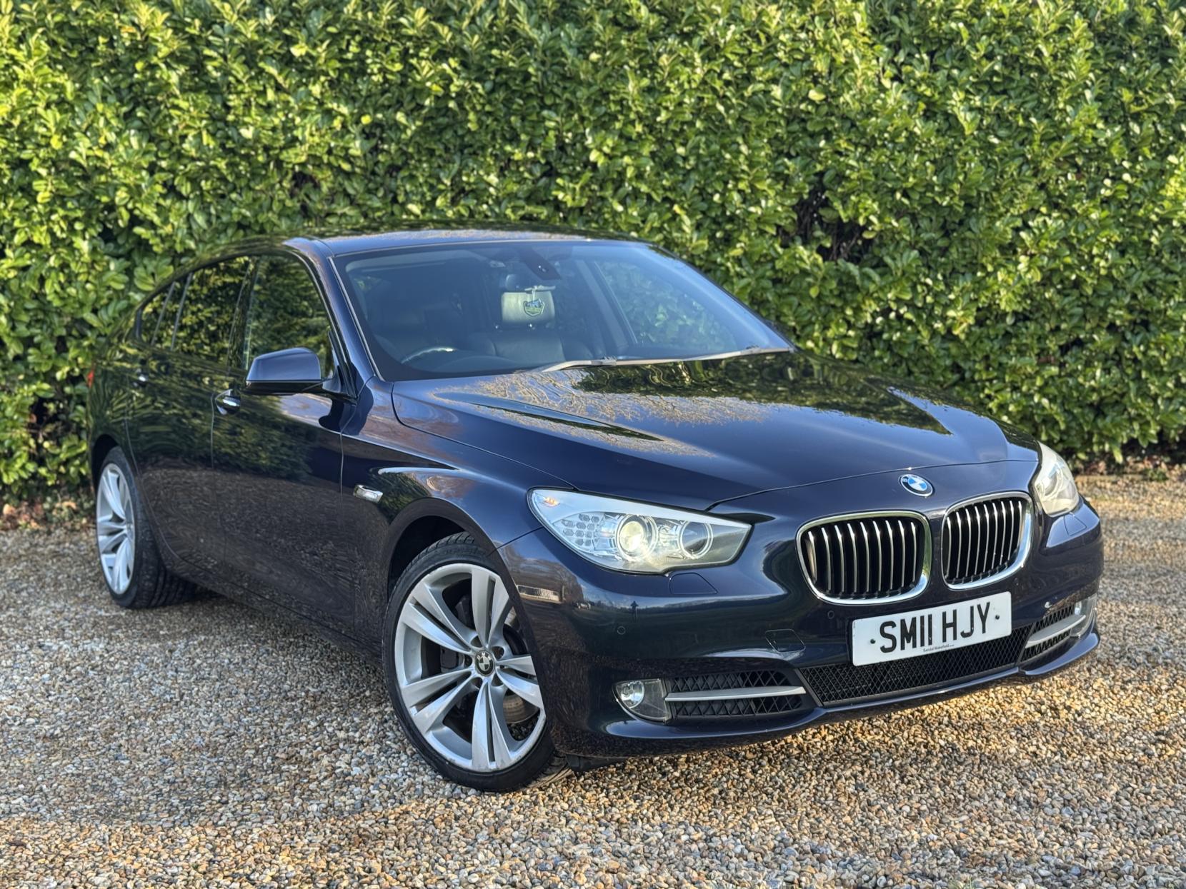 BMW 5 Series Gran Turismo 3.0 530d SE GT 5dr Diesel Steptronic Euro 5 (245 ps)