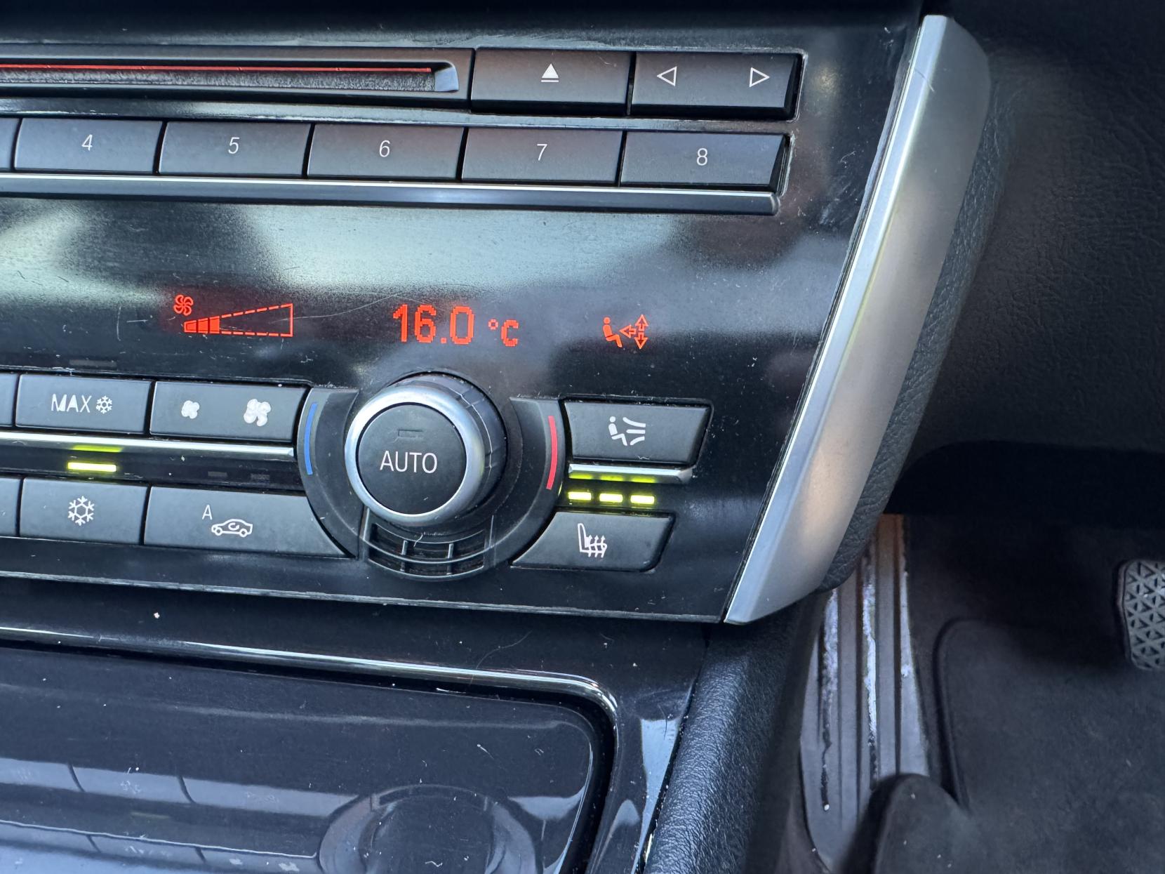 BMW 5 Series Gran Turismo 3.0 530d SE GT 5dr Diesel Steptronic Euro 5 (245 ps)