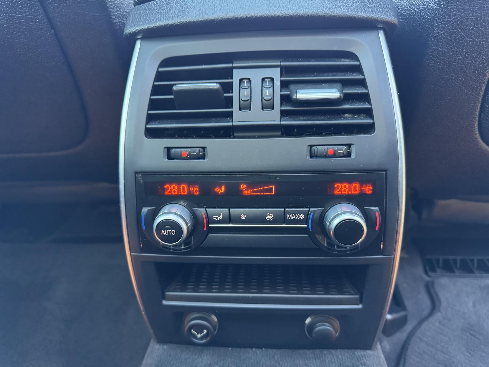 BMW 5 Series Gran Turismo 3.0 530d SE GT 5dr Diesel Steptronic Euro 5 (245 ps)