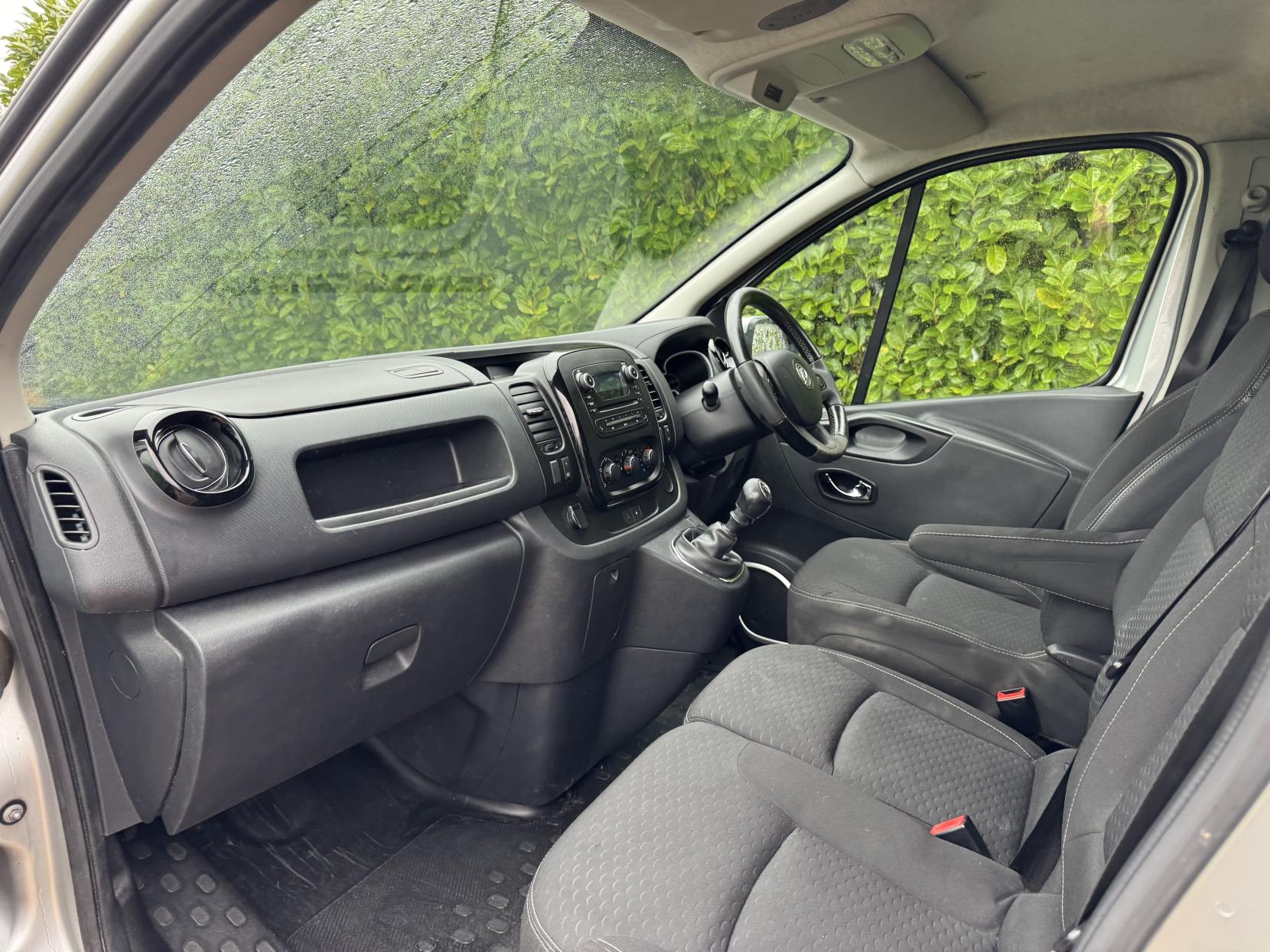Vauxhall Vivaro 1.6 CDTi 2900 Sportive Panel Van 5dr Diesel Manual L2 H1 Euro 6 (120 ps)