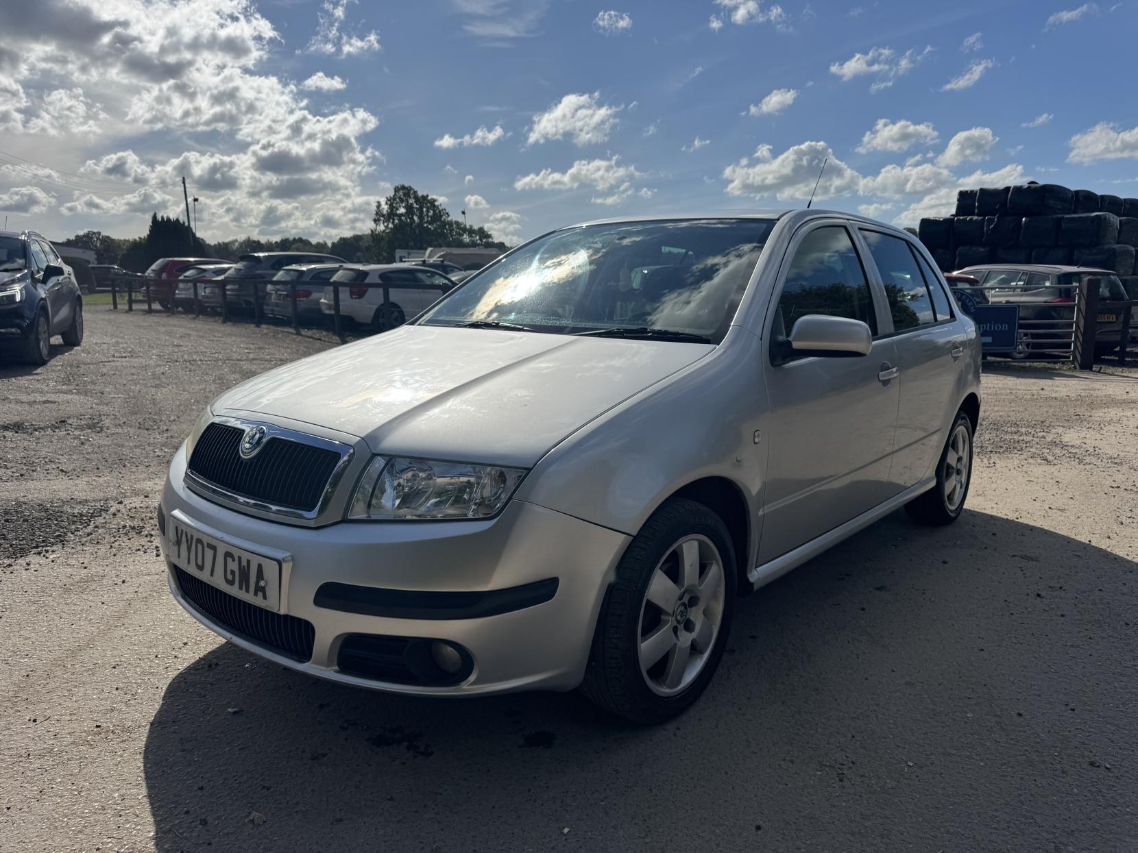 Skoda Fabia 1.2 HTP 12V Sport Hatchback 5dr Petrol Manual (140 g/km, 64 bhp)
