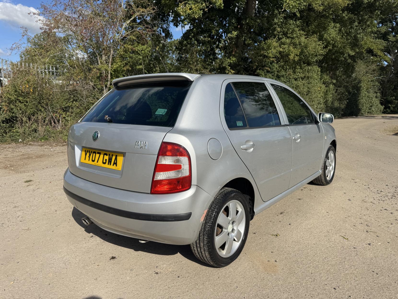 Skoda Fabia 1.2 HTP 12V Sport Hatchback 5dr Petrol Manual (140 g/km, 64 bhp)