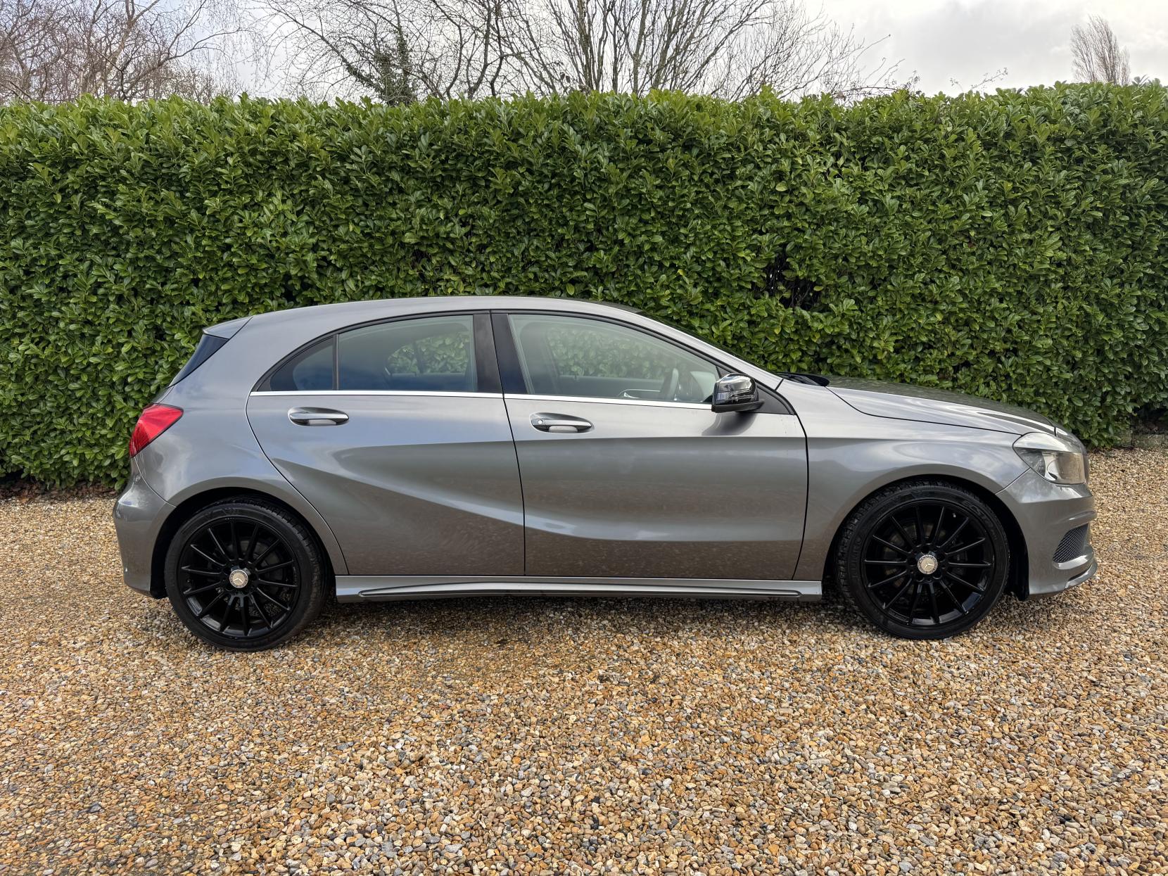 Mercedes-Benz A Class 1.5 A180 CDI AMG Sport Hatchback 5dr Diesel Manual Euro 5 (s/s) (109 ps)