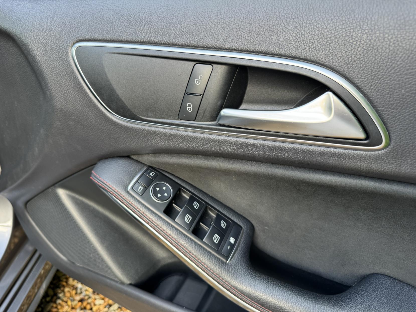 Mercedes-Benz A Class 1.5 A180 CDI AMG Sport Hatchback 5dr Diesel Manual Euro 5 (s/s) (109 ps)