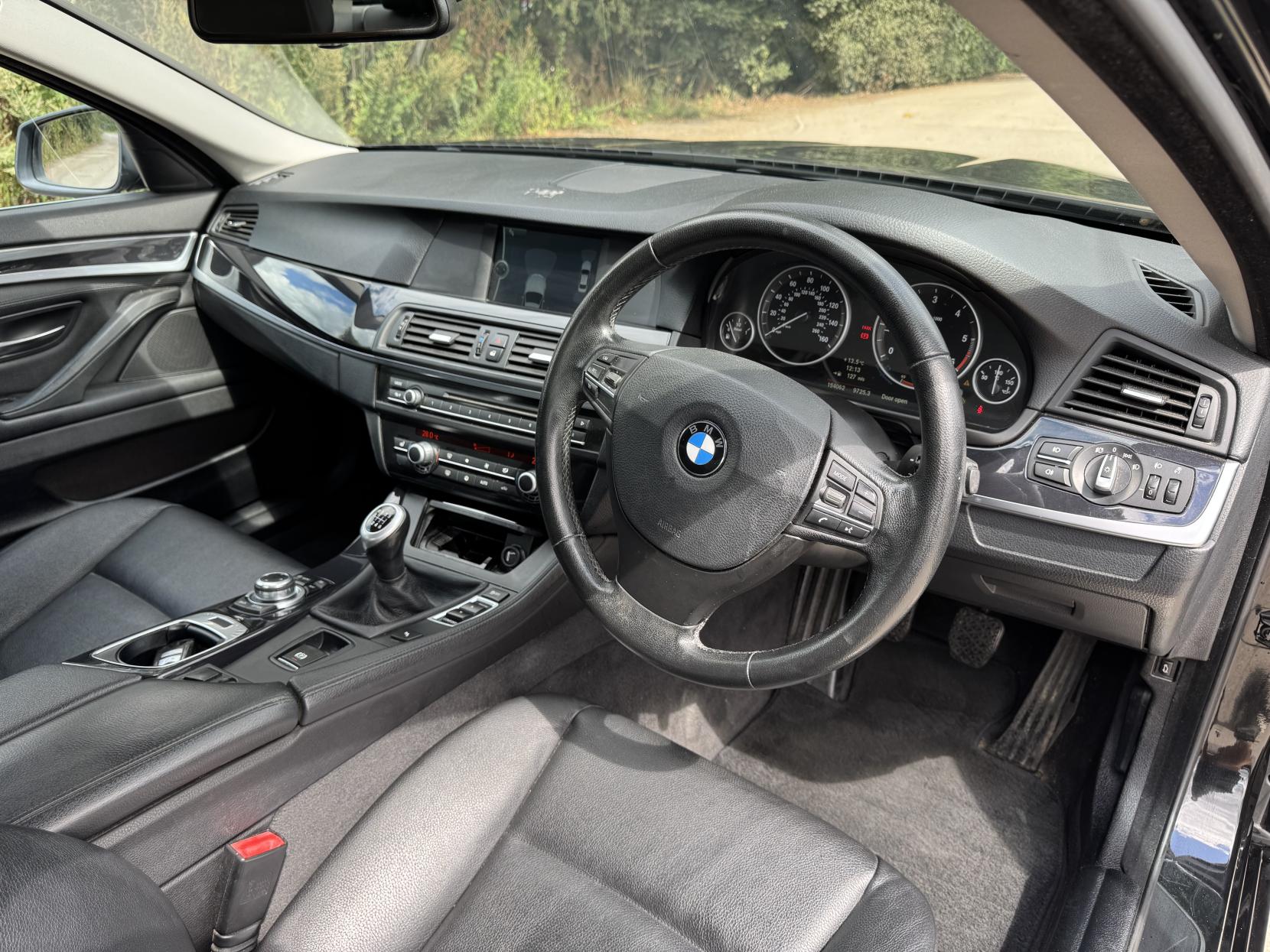 BMW 5 Series 2.0 520d ED EfficientDynamics Saloon 4dr Diesel Manual Euro 5 (s/s) (184 ps)