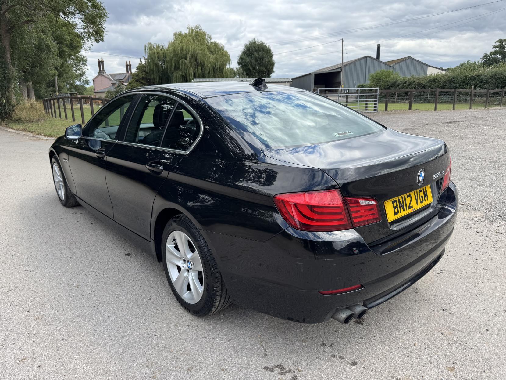 BMW 5 Series 2.0 520d ED EfficientDynamics Saloon 4dr Diesel Manual Euro 5 (s/s) (184 ps)