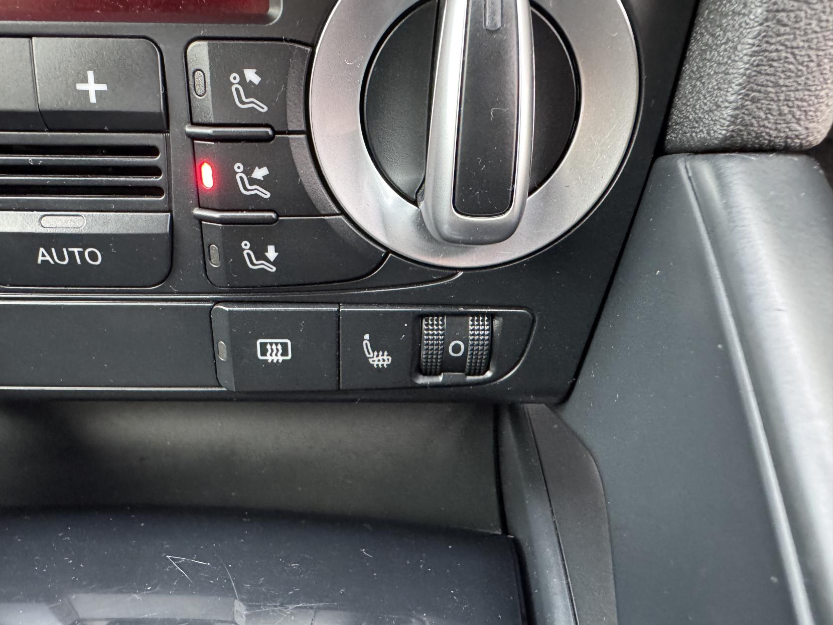 Audi A3 2.0 TDI Black Edition Sportback 5dr Diesel S Tronic Euro 5 (s/s) (170 ps)