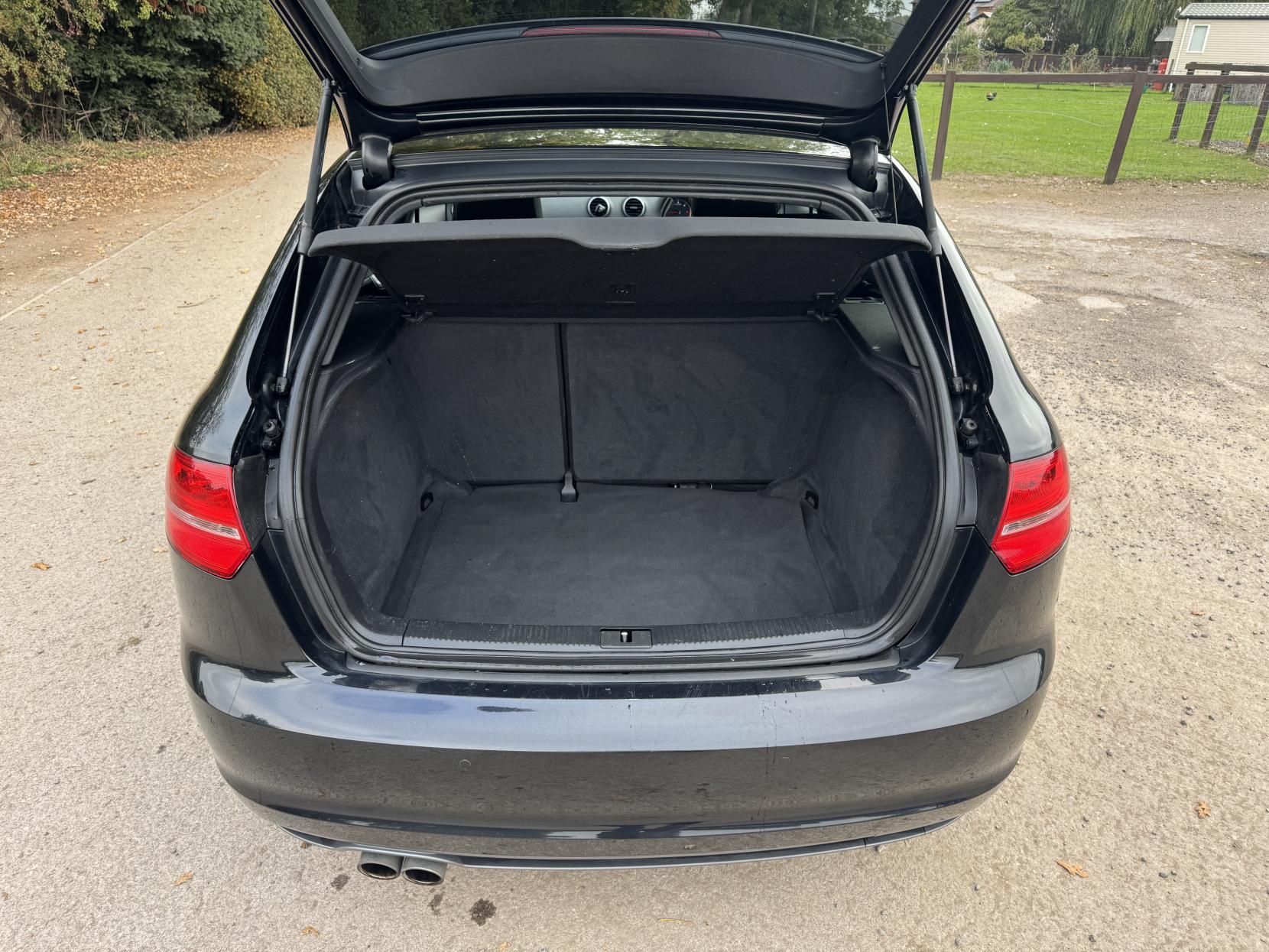 Audi A3 2.0 TDI Black Edition Sportback 5dr Diesel S Tronic Euro 5 (s/s) (170 ps)