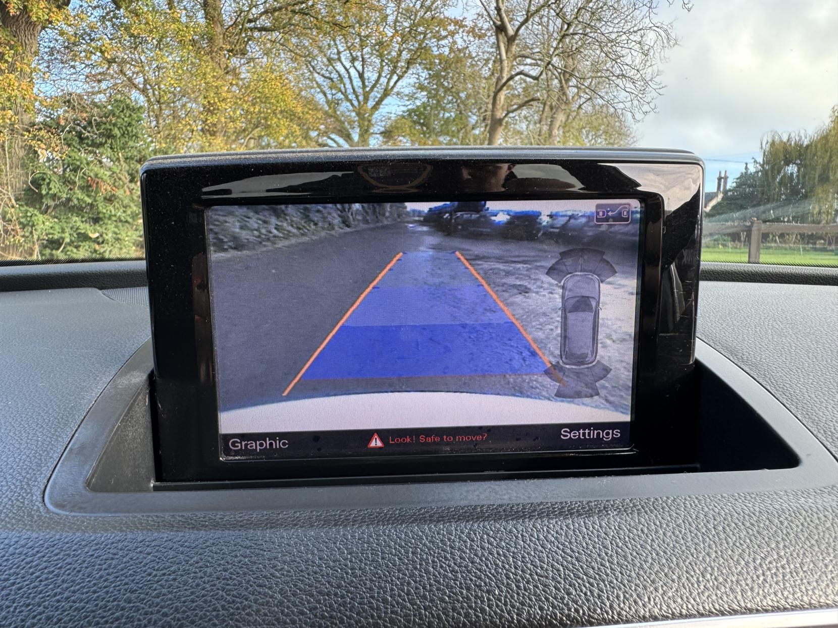 Audi Q3 2.0 TDI S line SUV 5dr Diesel S Tronic quattro Euro 5 (s/s) (177 ps)