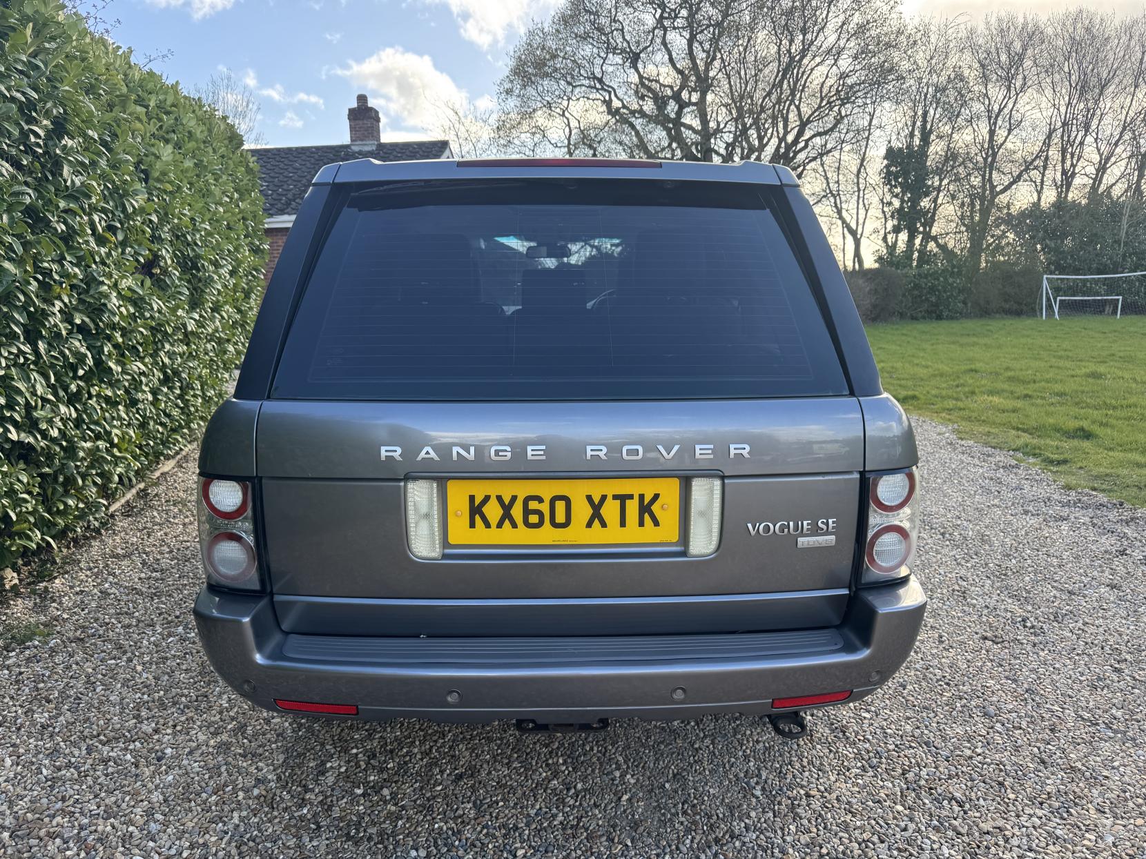 Land Rover Range Rover 3.6 TD V8 Vogue SE SUV 5dr Diesel Auto 4WD Euro 4 (271 ps)