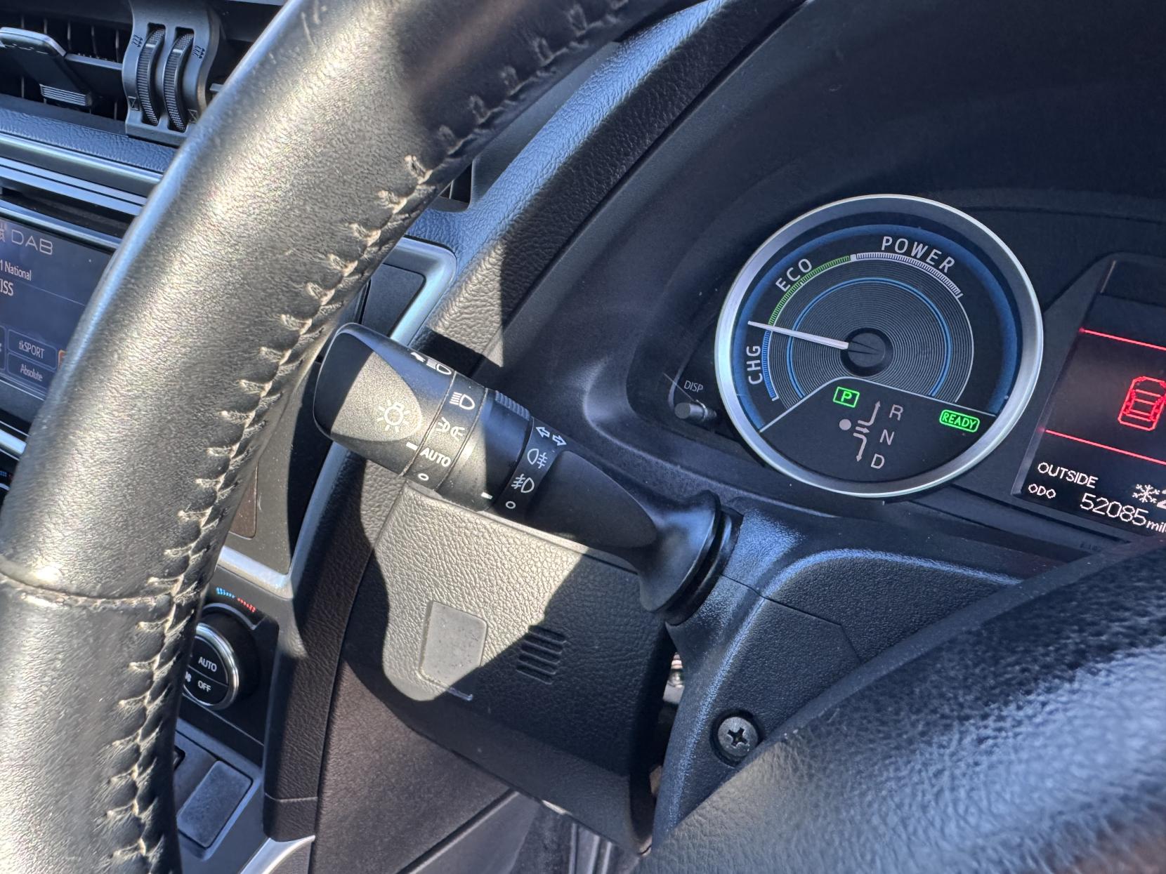 Toyota Auris 1.8 VVT-h Excel Hatchback 5dr Petrol Hybrid CVT Euro 5 (s/s) (136 ps)