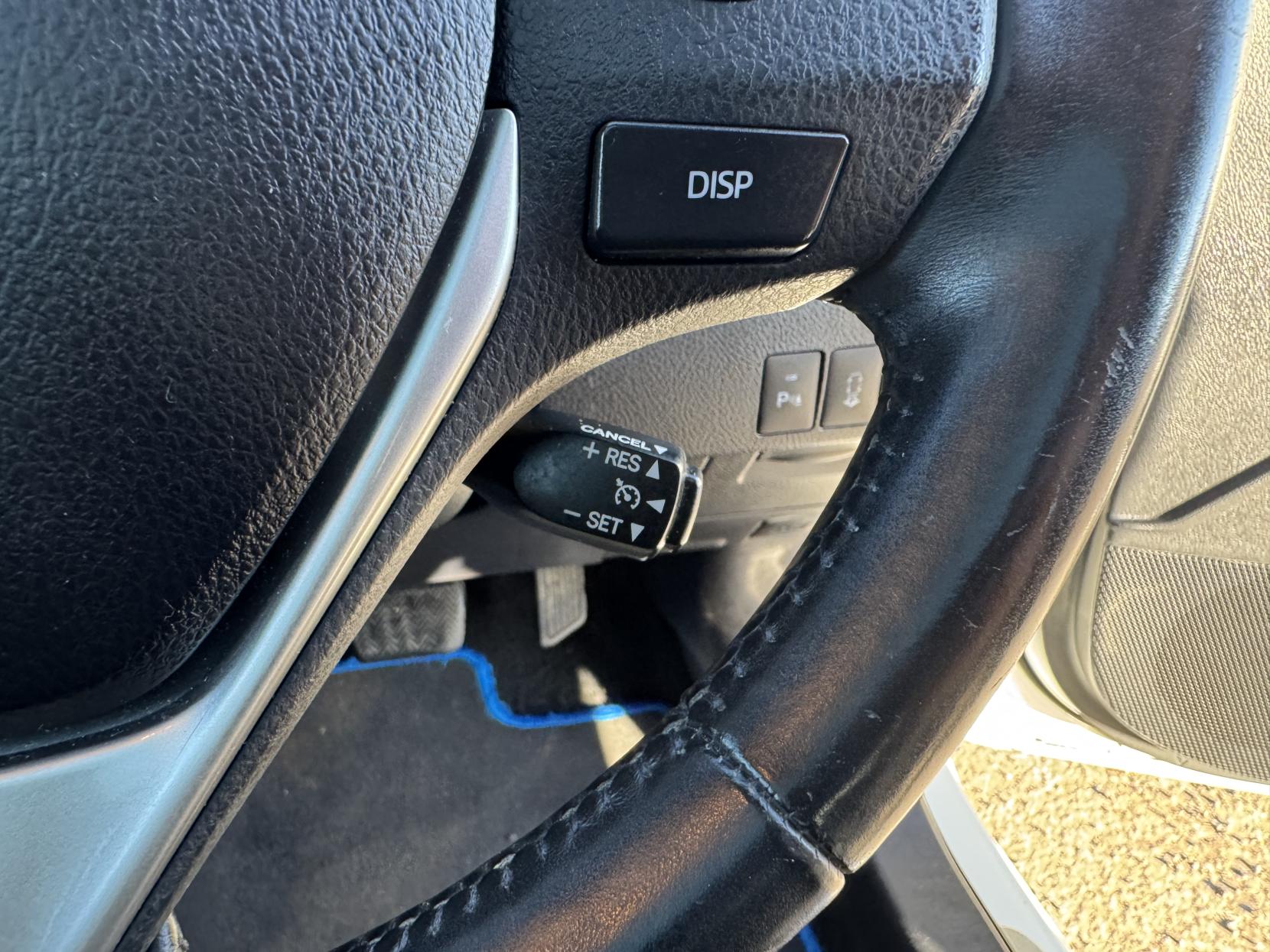 Toyota Auris 1.8 VVT-h Excel Hatchback 5dr Petrol Hybrid CVT Euro 5 (s/s) (136 ps)