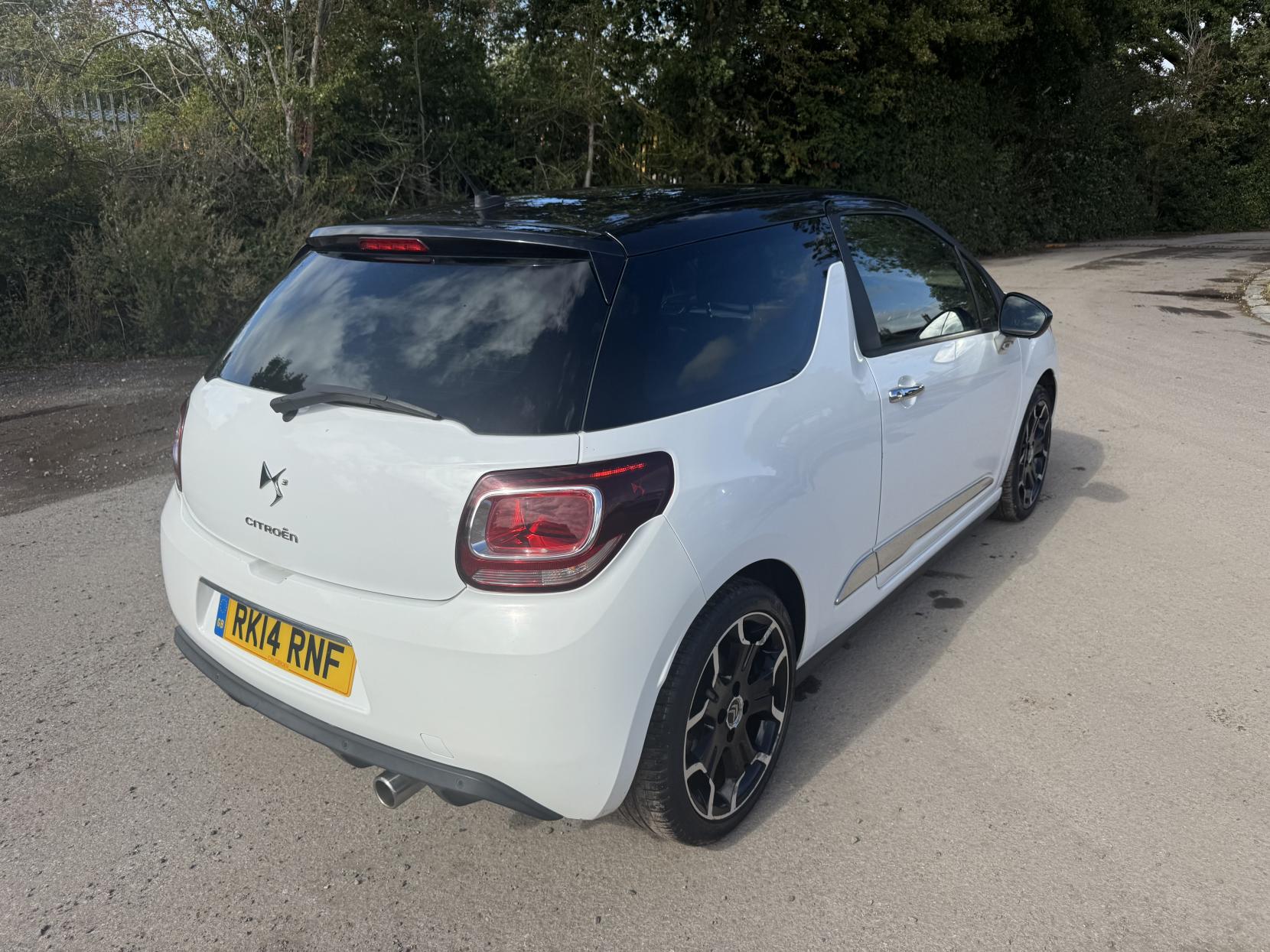Citroen DS3 1.6 e-HDi Airdream DStyle Plus Hatchback 3dr Diesel Manual Euro 5 (s/s) (90 ps)