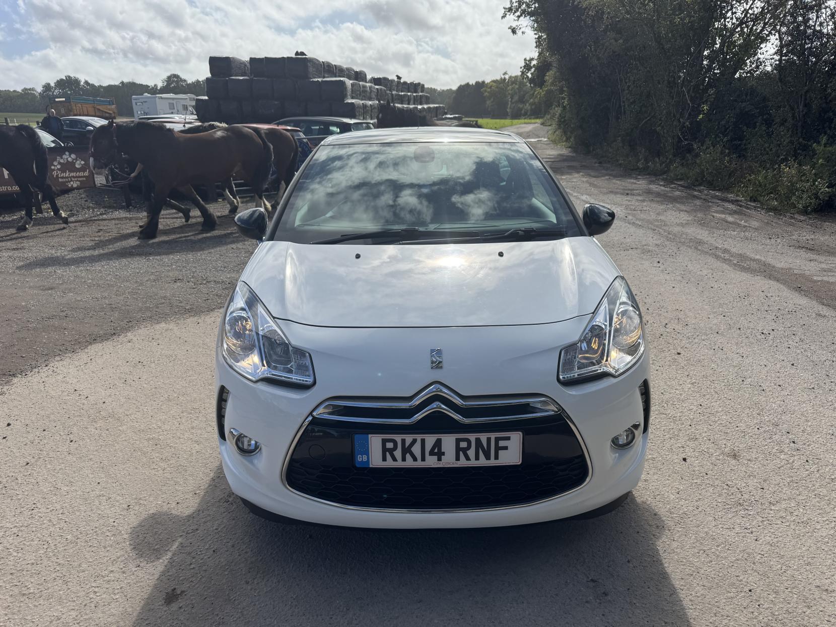 Citroen DS3 1.6 e-HDi Airdream DStyle Plus Hatchback 3dr Diesel Manual Euro 5 (s/s) (90 ps)
