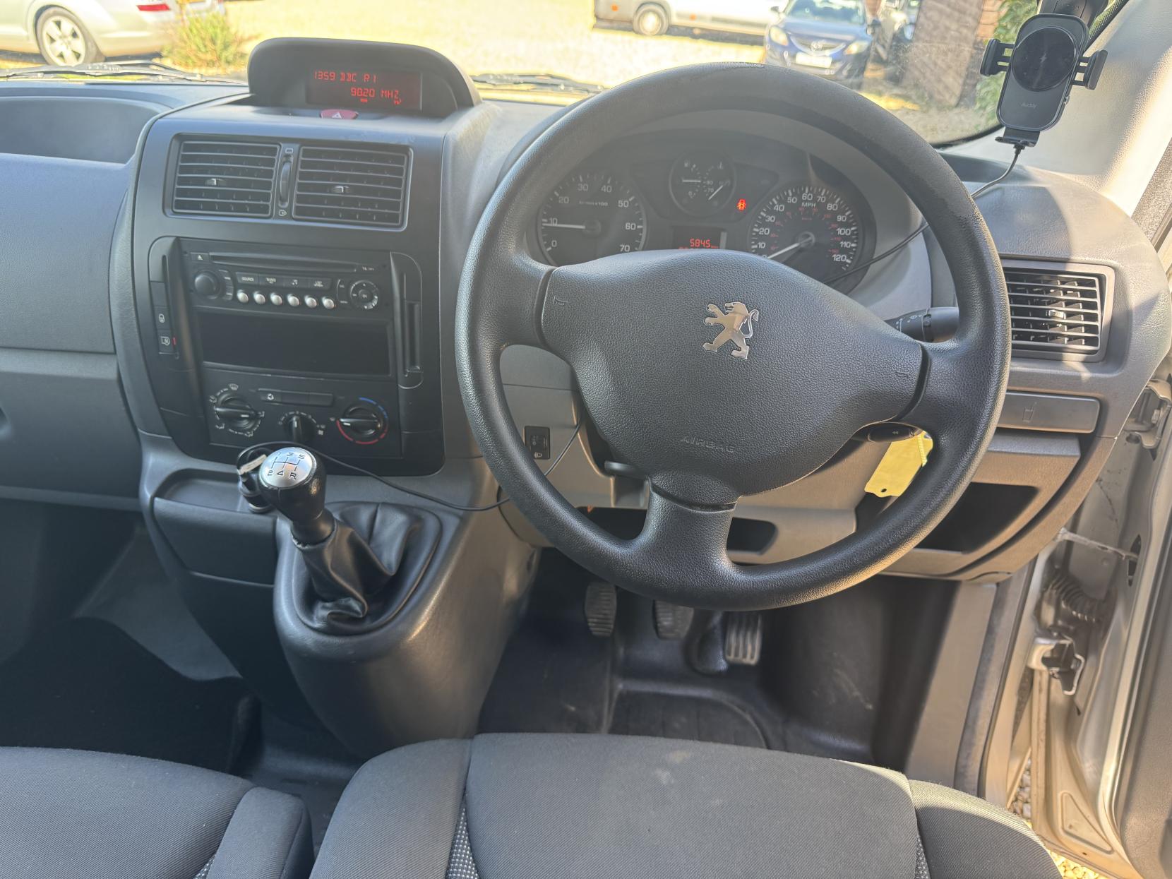 Peugeot Expert 1.6 HDi Panel Van 4dr Diesel Manual L1 H1 (191 g/km, 90 bhp)