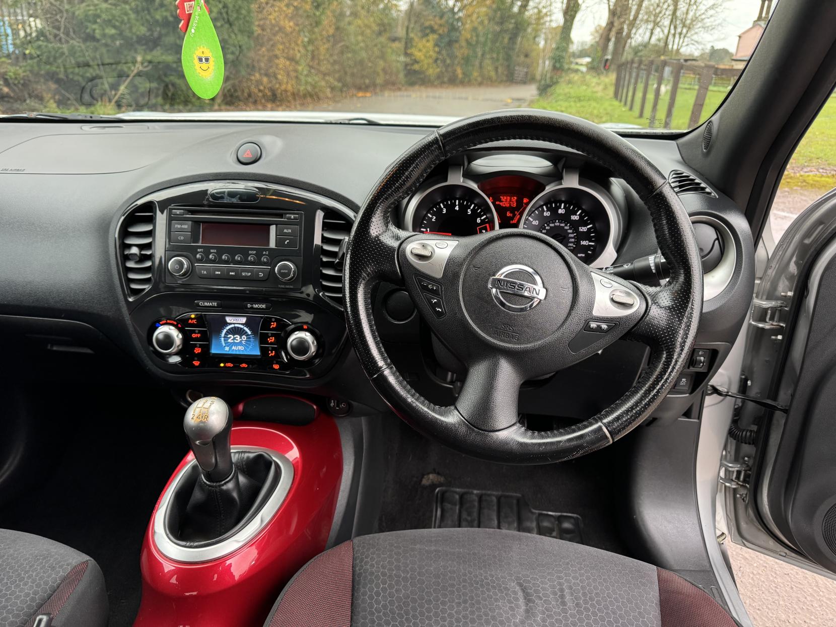 Nissan Juke 1.6 Acenta SUV 5dr Petrol Manual Euro 5 (117 ps)