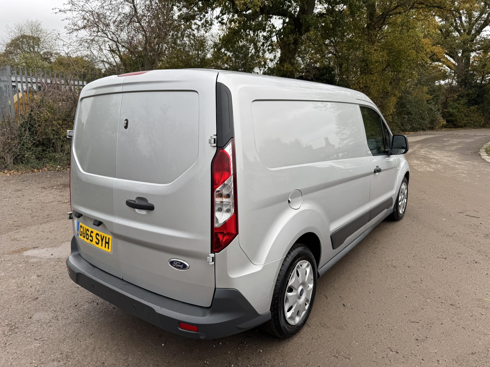 Ford Transit Connect 1.6 TDCi 210 Trend Panel Van 5dr Diesel Manual L2 H1 (128 g/km, 94 bhp)