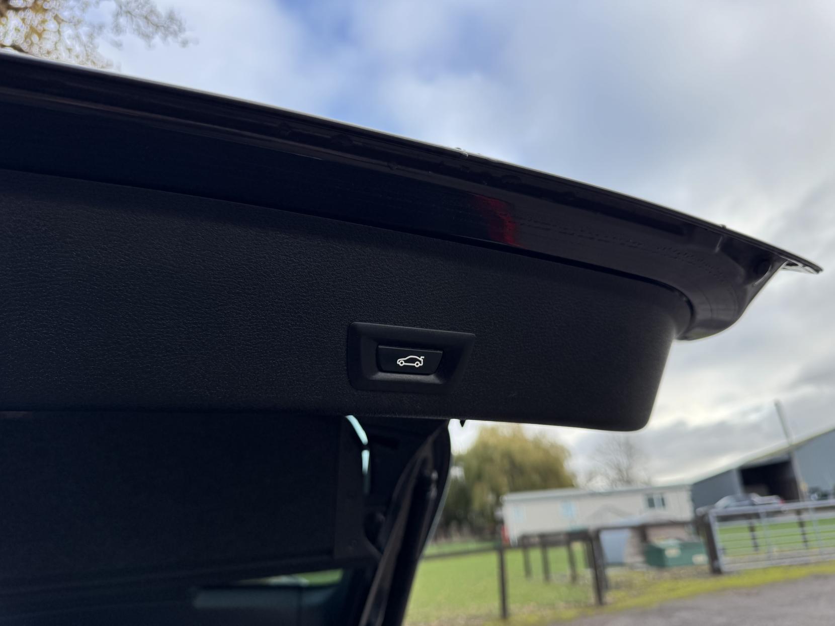 BMW X4 3.0 35d M Sport SUV 5dr Diesel Auto xDrive Euro 6 (s/s) (313 ps)