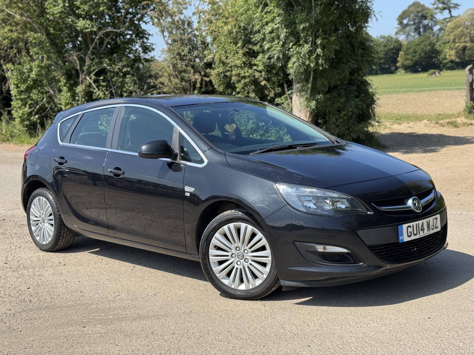 Vauxhall Astra 1.4 16v Excite Hatchback 5dr Petrol Manual Euro 5 (100 ps)