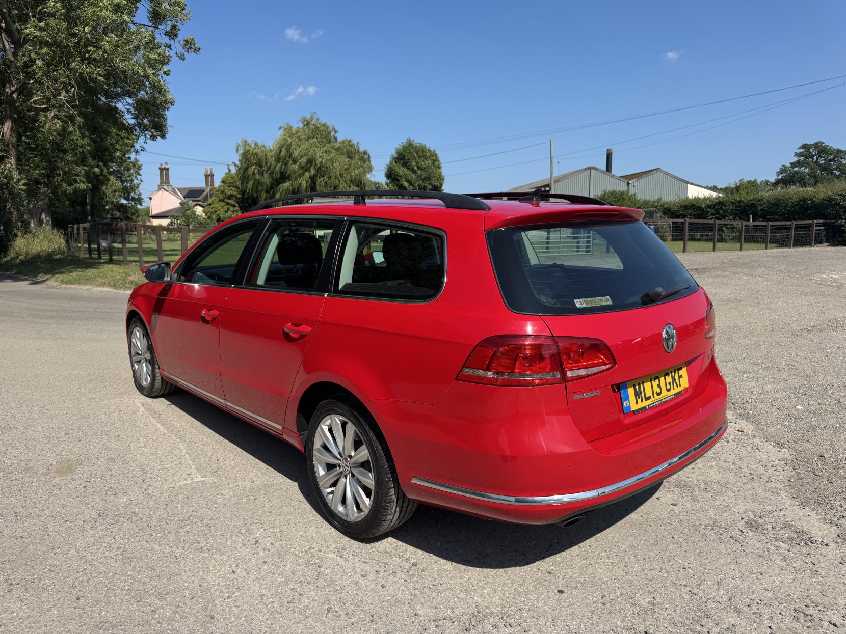 Volkswagen Passat 1.6 TDI BlueMotion Tech Highline Estate 5dr Diesel Manual Euro 5 (s/s) (105 ps)