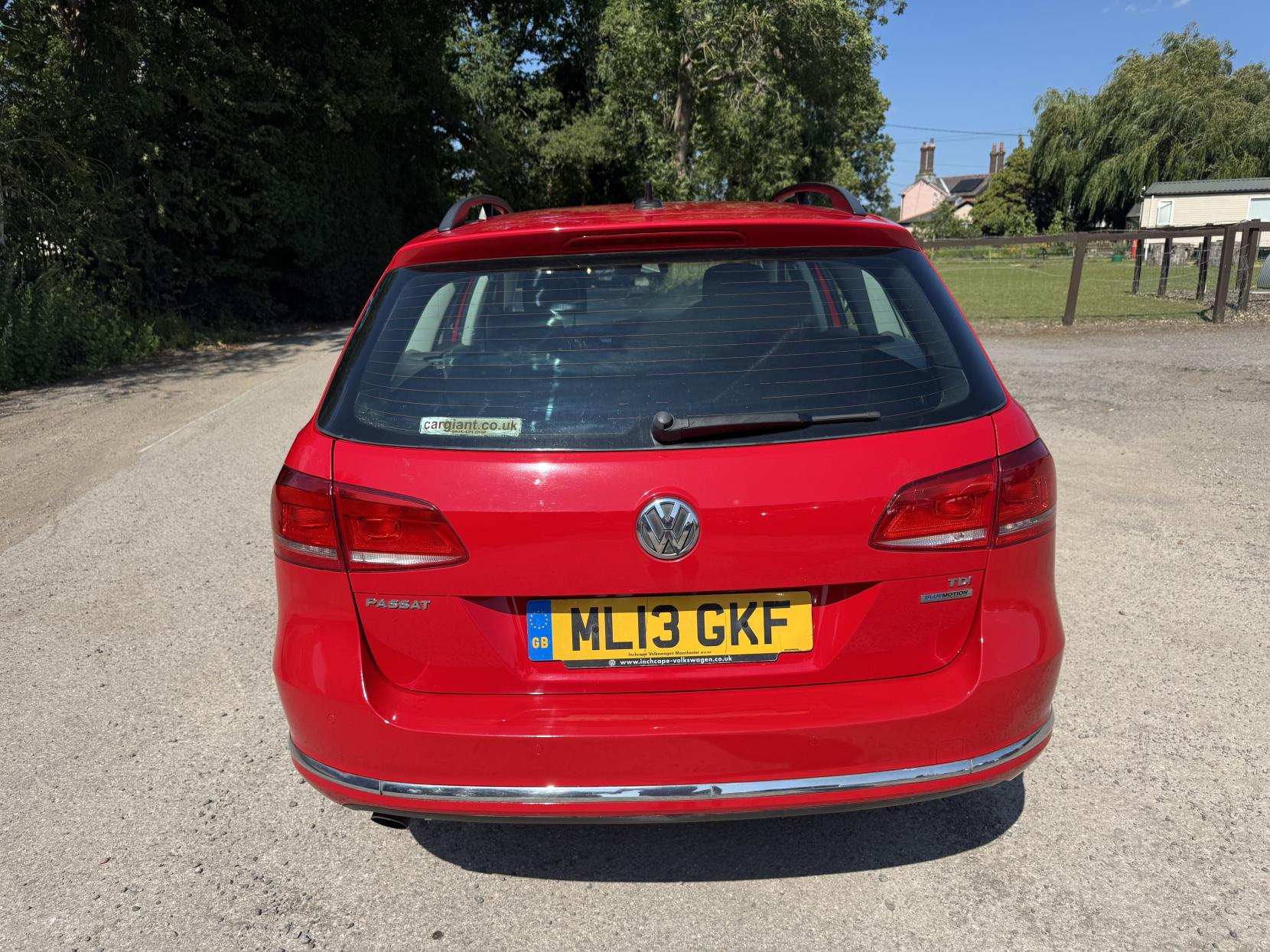 Volkswagen Passat 1.6 TDI BlueMotion Tech Highline Estate 5dr Diesel Manual Euro 5 (s/s) (105 ps)