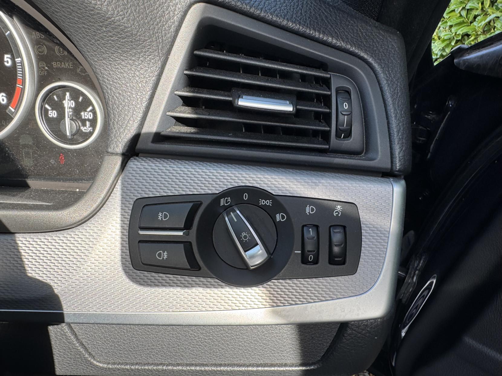 BMW 5 Series 2.0 520d M Sport Touring 5dr Diesel Steptronic Euro 5 (s/s) (184 ps)