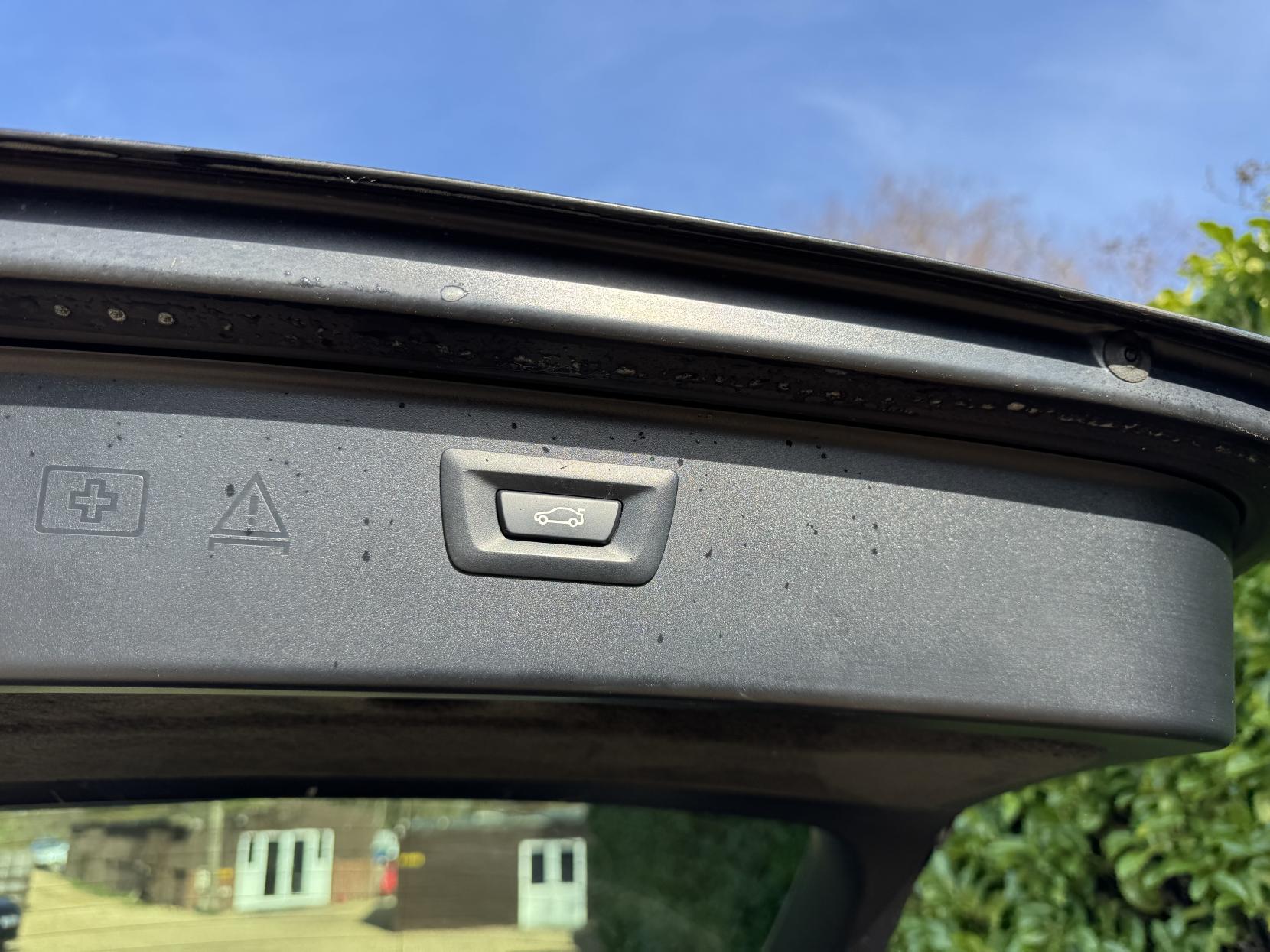 BMW 5 Series 2.0 520d M Sport Touring 5dr Diesel Steptronic Euro 5 (s/s) (184 ps)