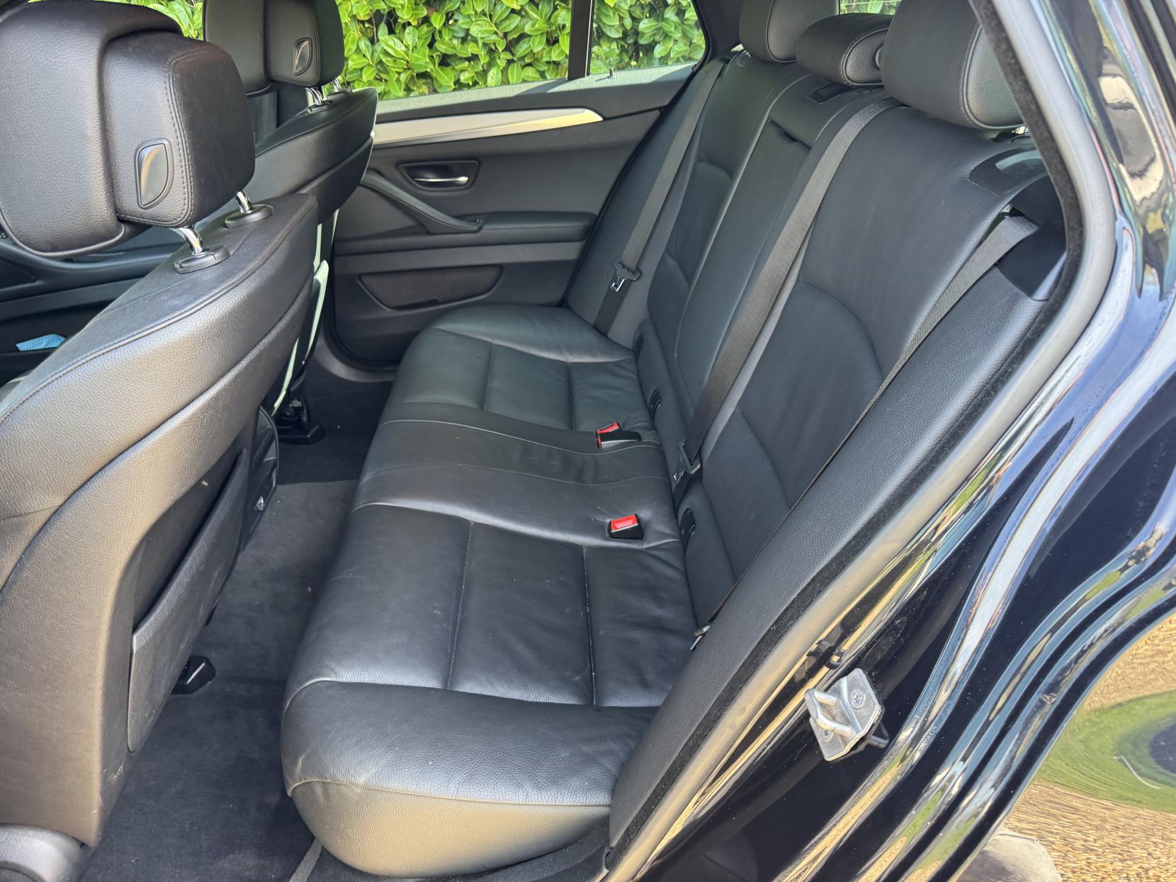 BMW 5 Series 2.0 520d M Sport Touring 5dr Diesel Steptronic Euro 5 (s/s) (184 ps)