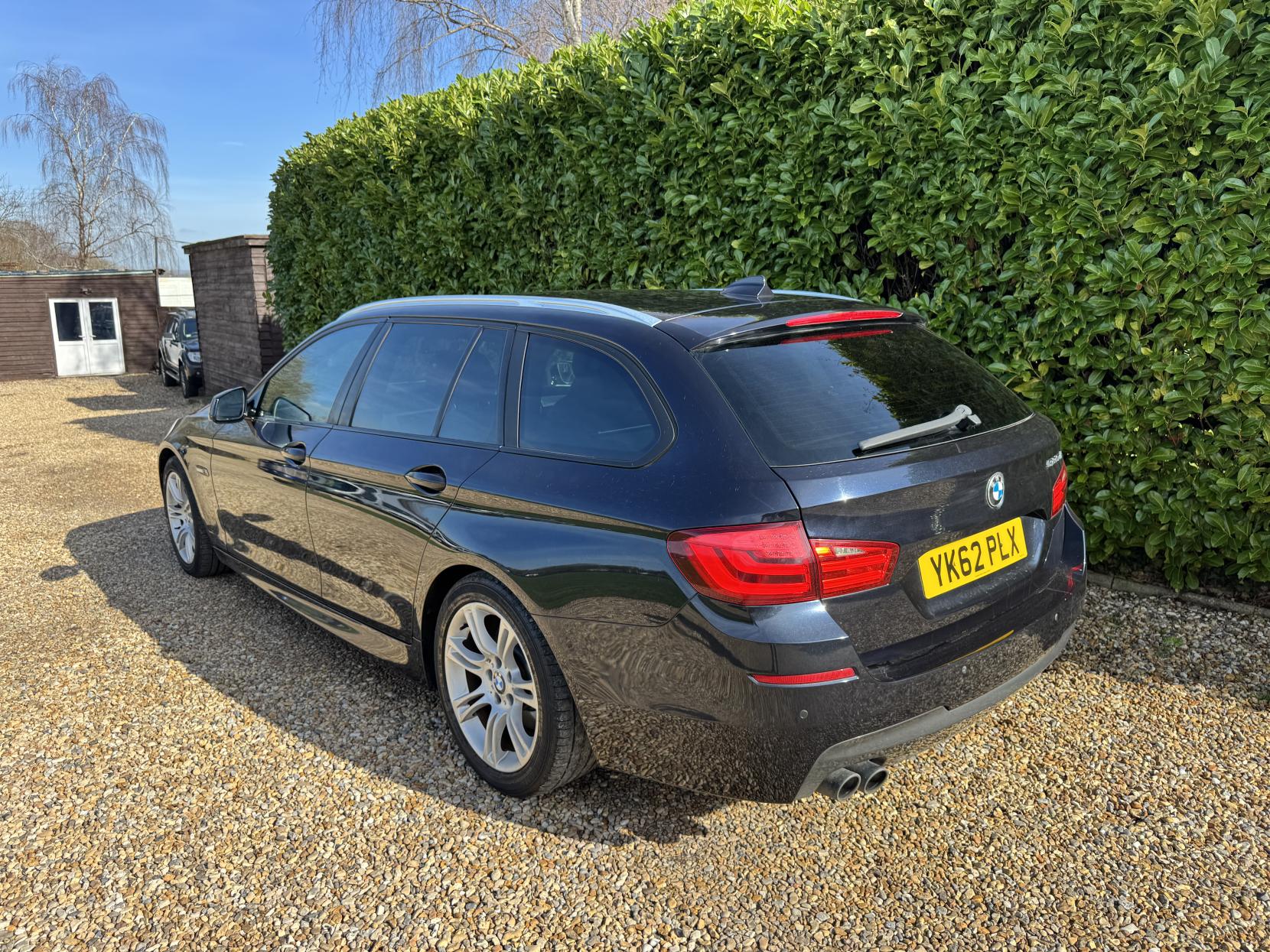 BMW 5 Series 2.0 520d M Sport Touring 5dr Diesel Steptronic Euro 5 (s/s) (184 ps)