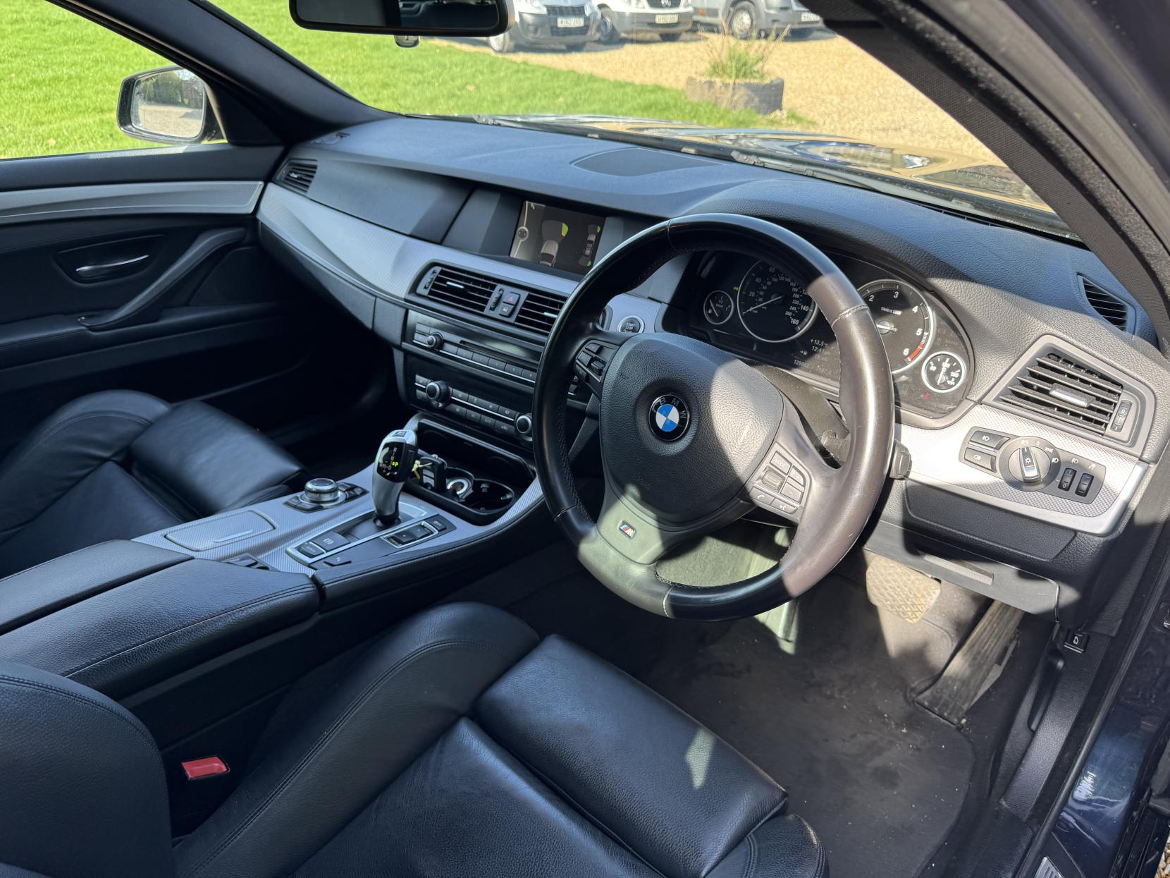 BMW 5 Series 2.0 520d M Sport Touring 5dr Diesel Steptronic Euro 5 (s/s) (184 ps)