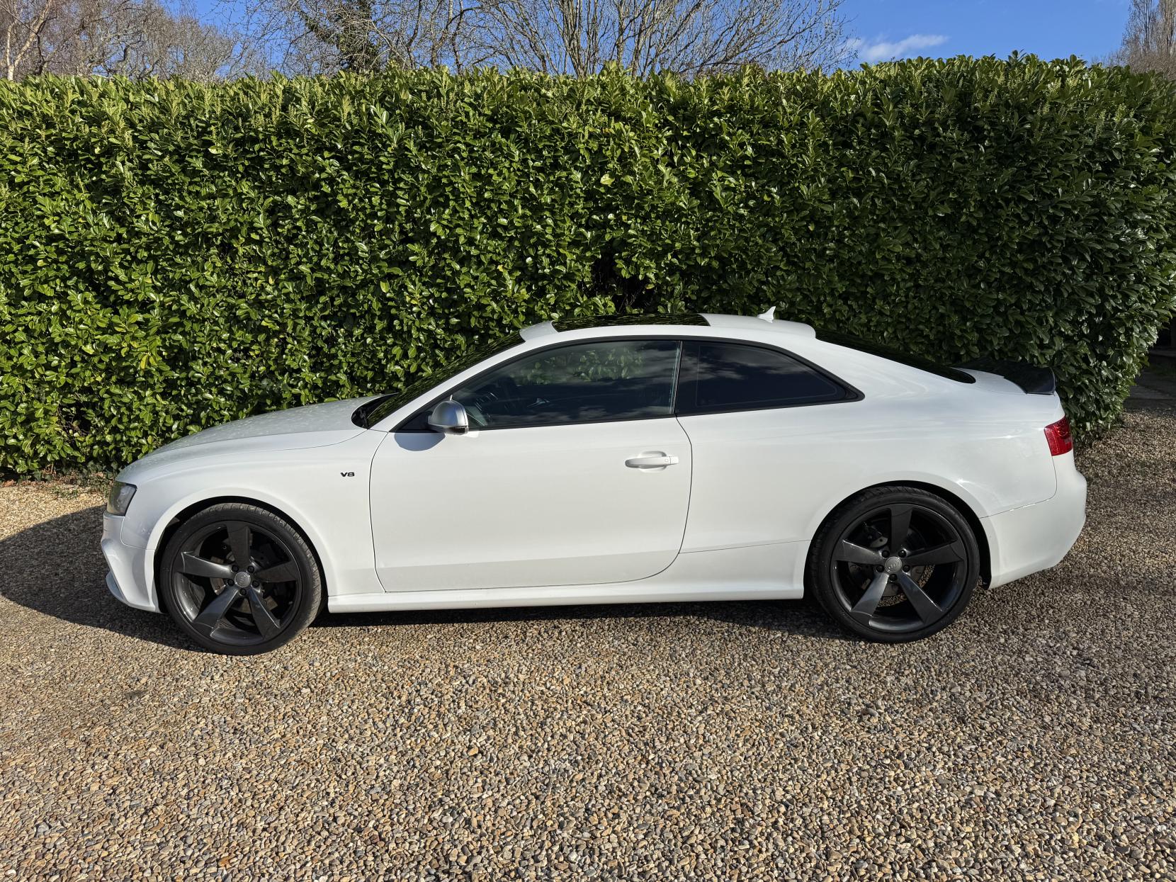 Audi RS5 4.2 FSI V8 Coupe 2dr Petrol S Tronic quattro Euro 4 (450 ps)