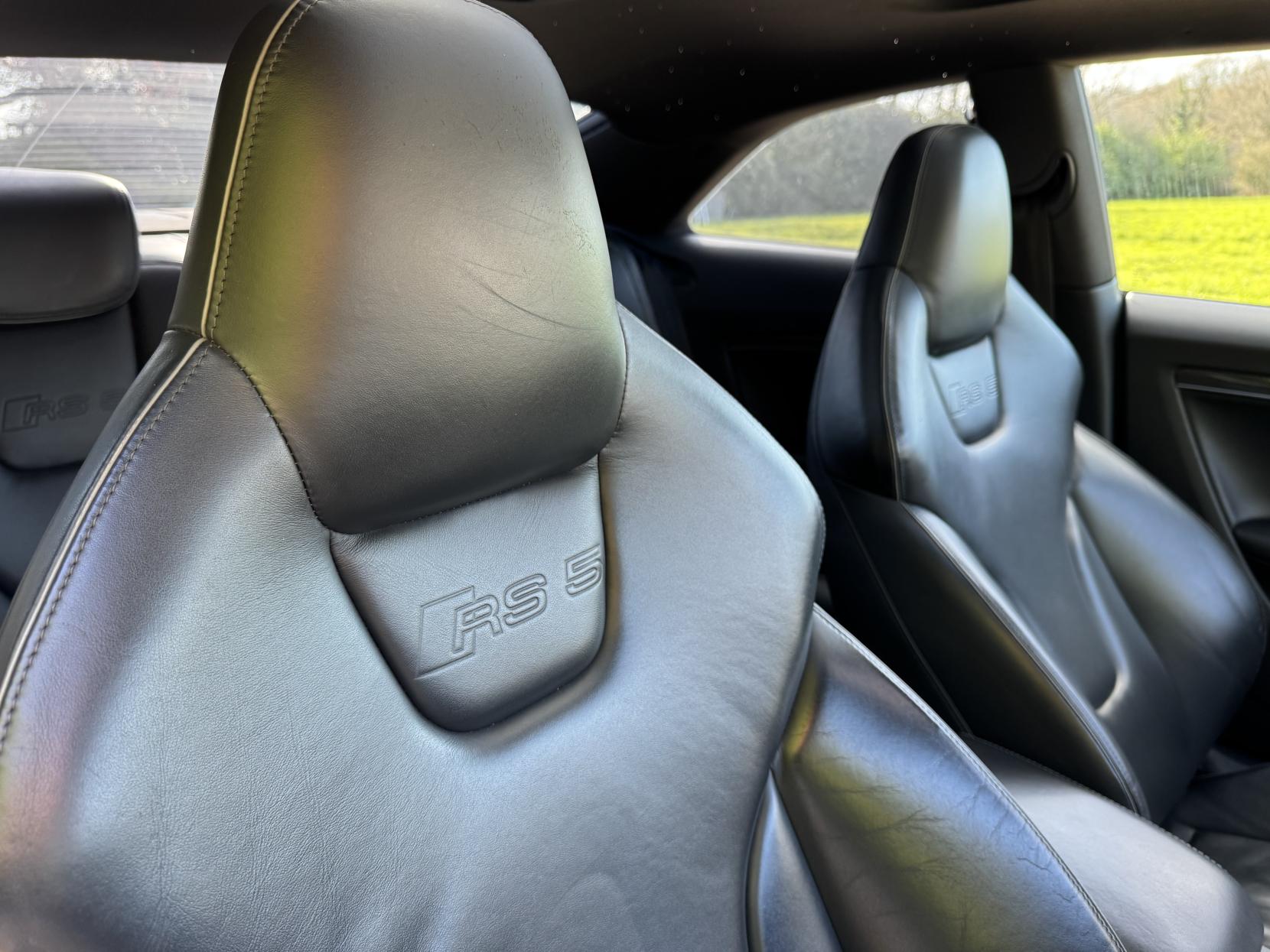 Audi RS5 4.2 FSI V8 Coupe 2dr Petrol S Tronic quattro Euro 4 (450 ps)