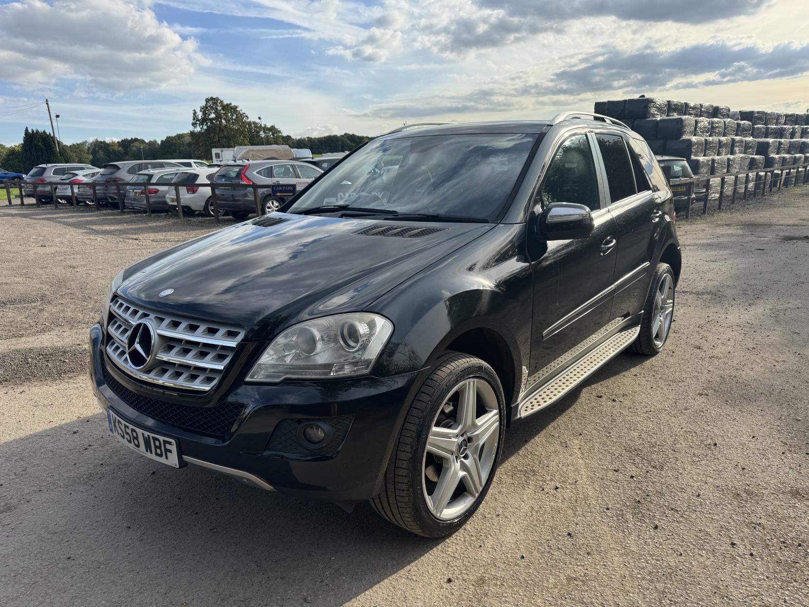 Mercedes-Benz M Class 3.0 ML320 CDI V6 Sport SUV 5dr Diesel Tiptronic 4WD Euro 4 (224 ps)