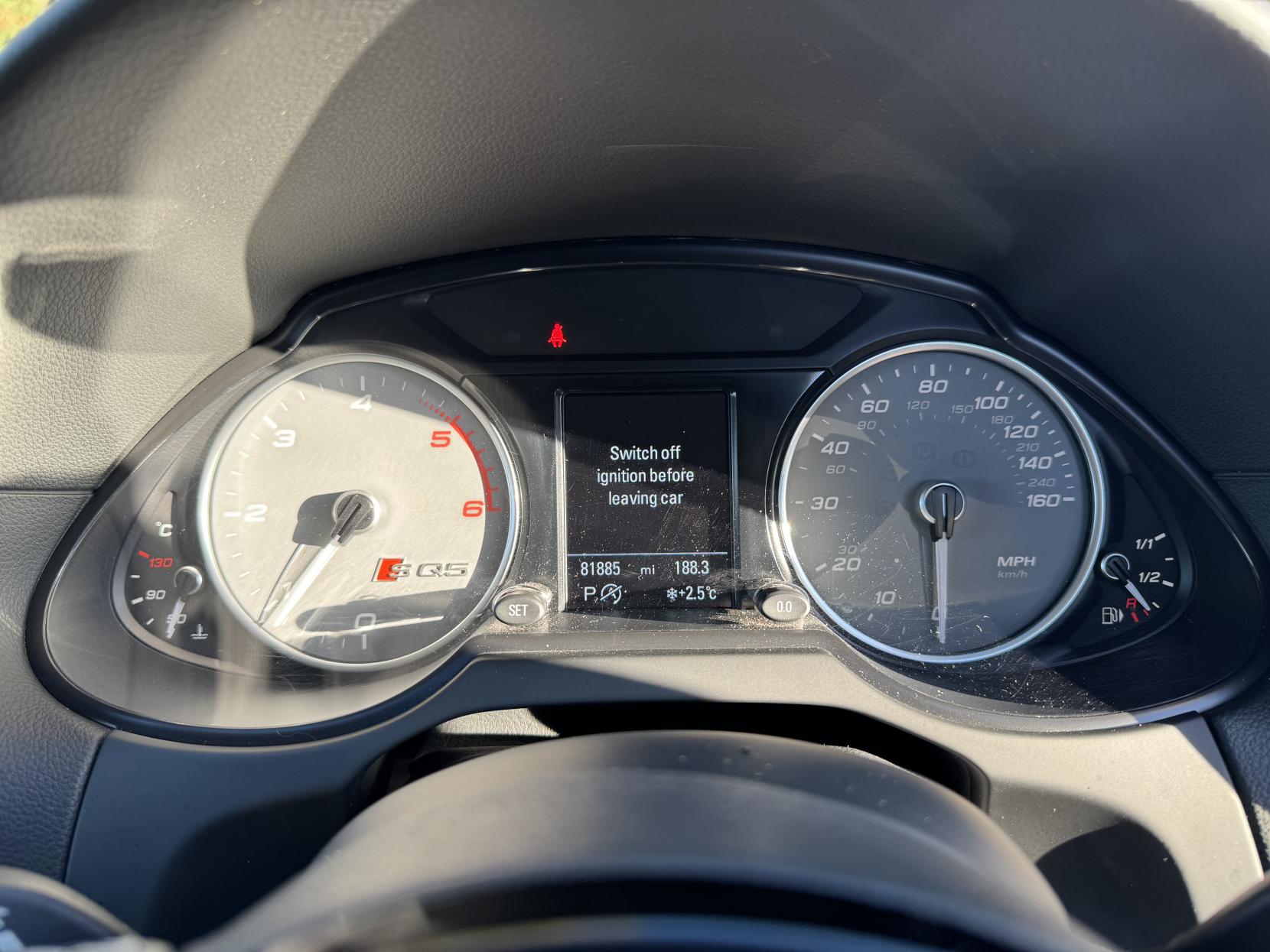 Audi SQ5 3.0 BiTDI V6 SUV 5dr Diesel Tiptronic quattro Euro 5 (s/s) (313 ps)