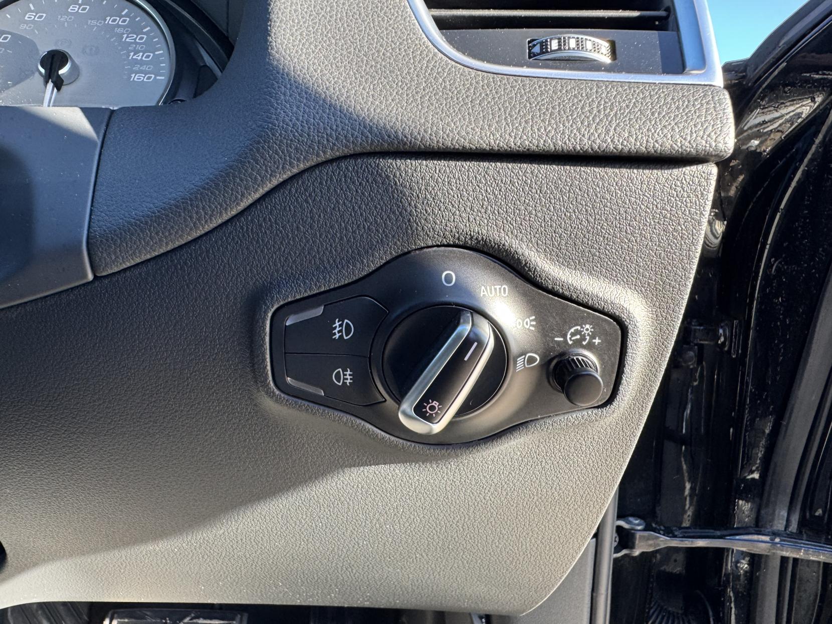 Audi SQ5 3.0 BiTDI V6 SUV 5dr Diesel Tiptronic quattro Euro 5 (s/s) (313 ps)