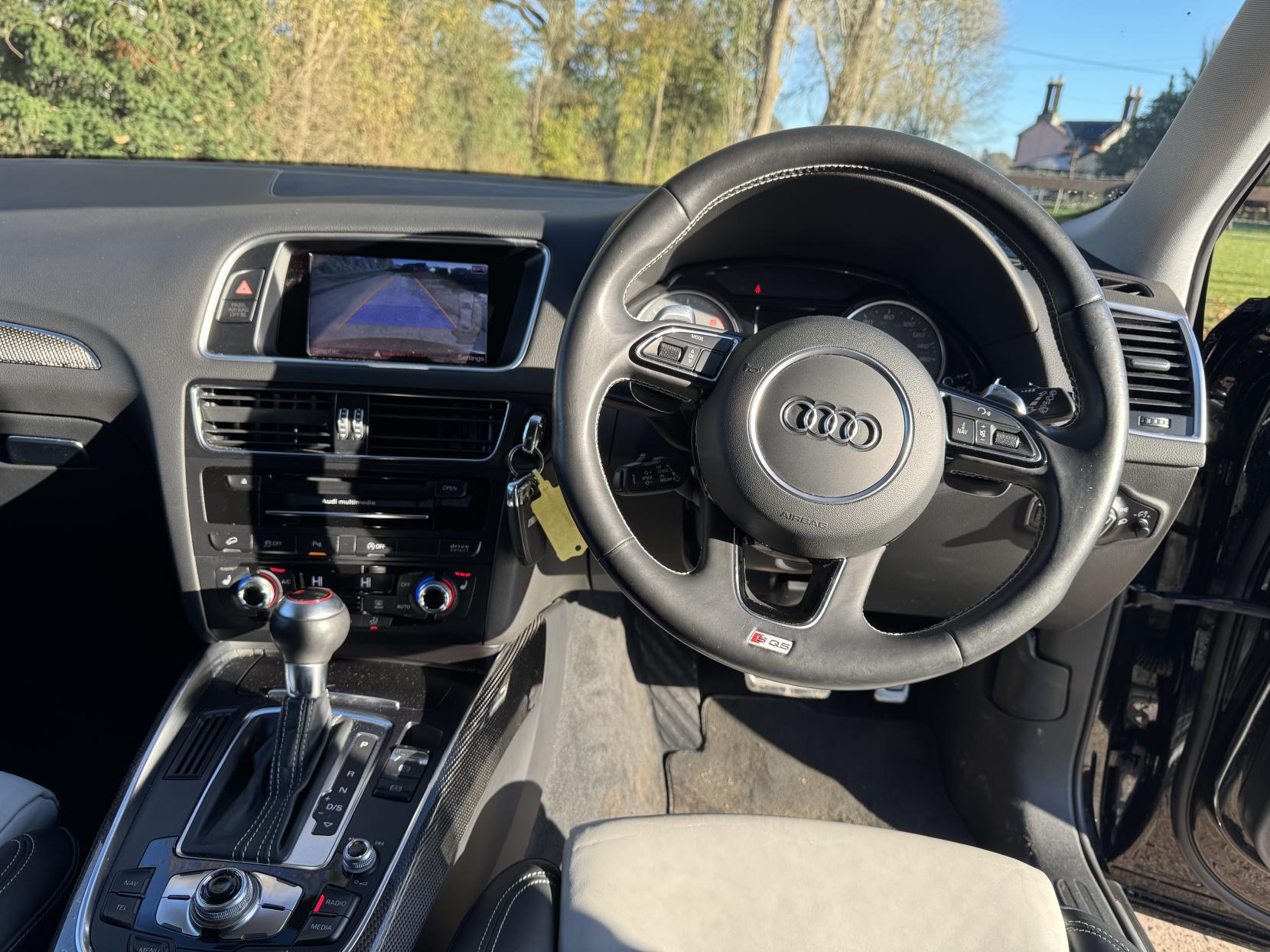 Audi SQ5 3.0 BiTDI V6 SUV 5dr Diesel Tiptronic quattro Euro 5 (s/s) (313 ps)