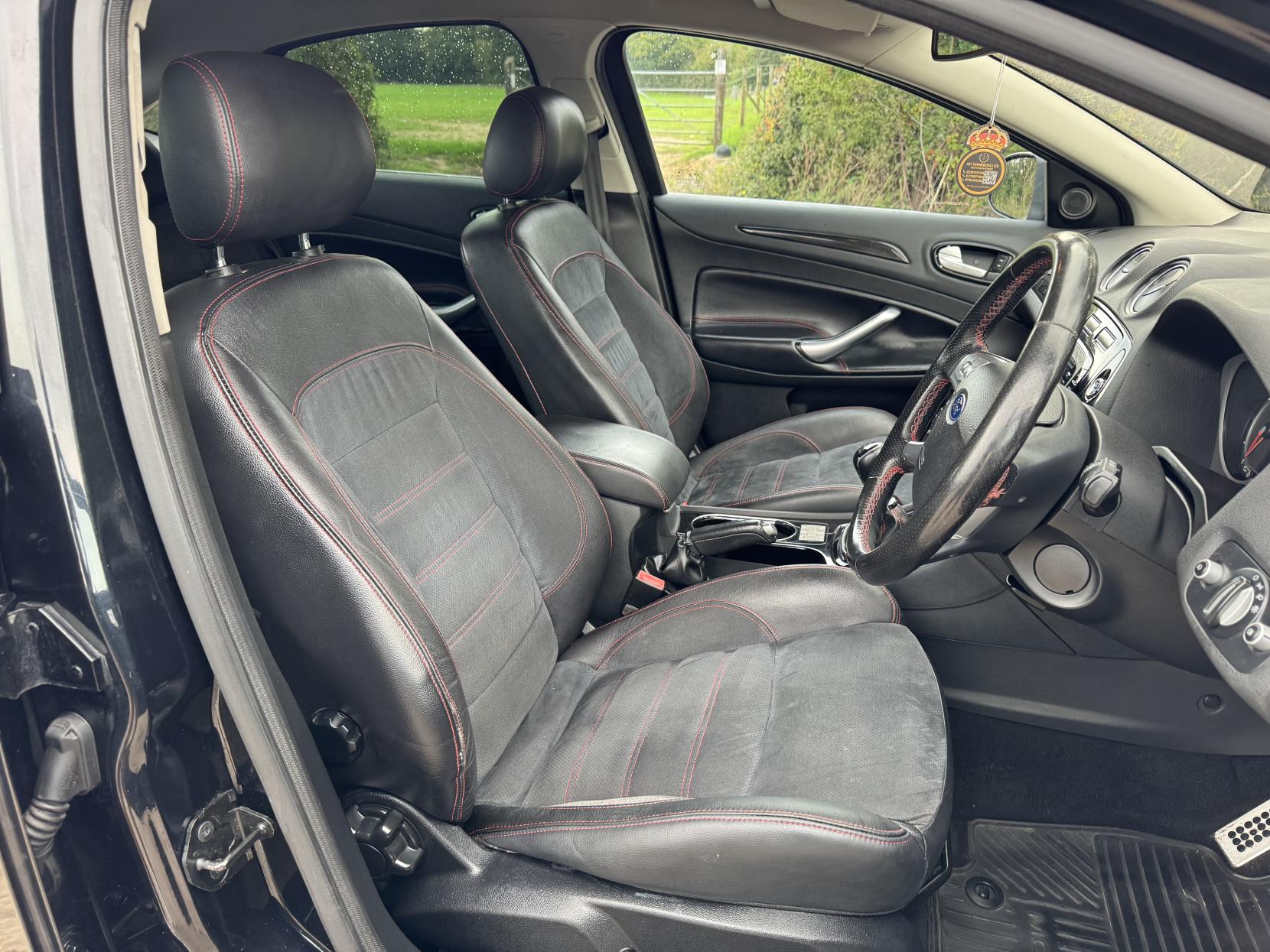 Ford Mondeo 2.0 TDCi Titanium X Sport Estate 5dr Diesel Manual (139 g/km, 161 bhp)