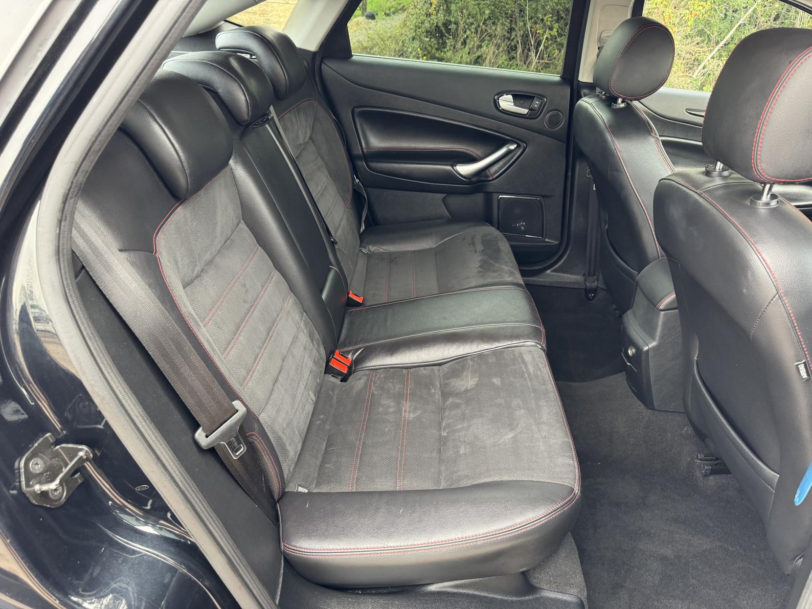 Ford Mondeo 2.0 TDCi Titanium X Sport Estate 5dr Diesel Manual (139 g/km, 161 bhp)