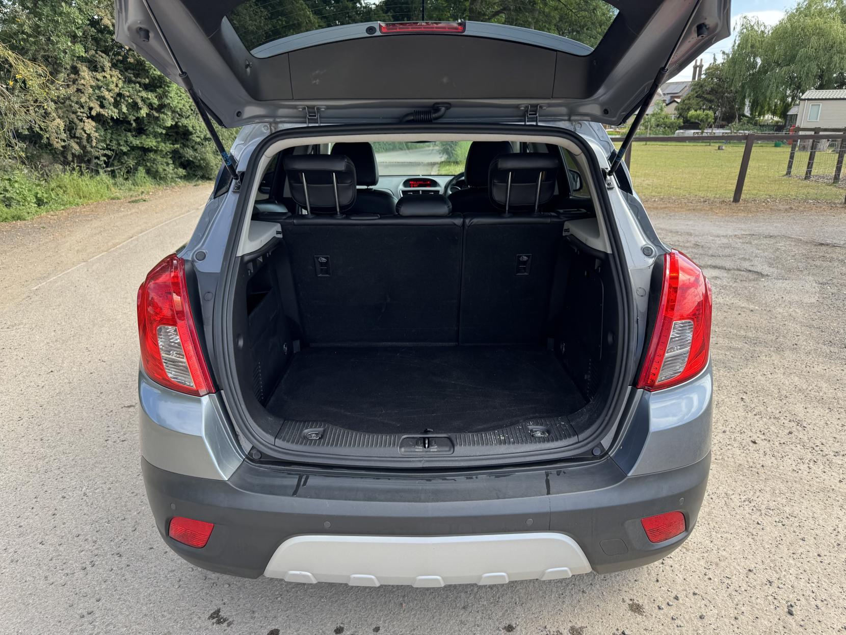 Vauxhall Mokka 1.6 SE SUV 5dr Petrol Manual 2WD Euro 5 (s/s) (115 ps)