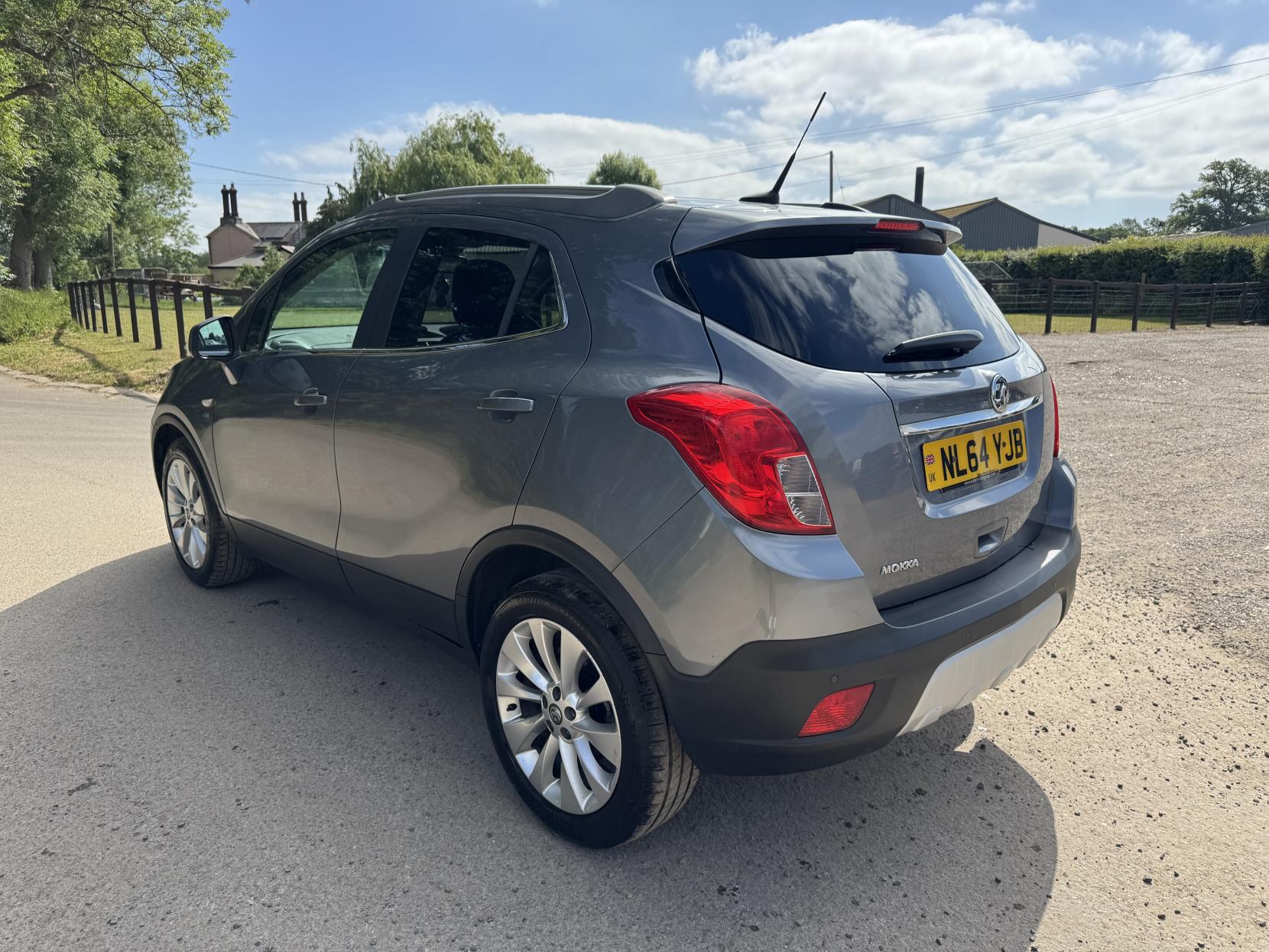 Vauxhall Mokka 1.6 SE SUV 5dr Petrol Manual 2WD Euro 5 (s/s) (115 ps)